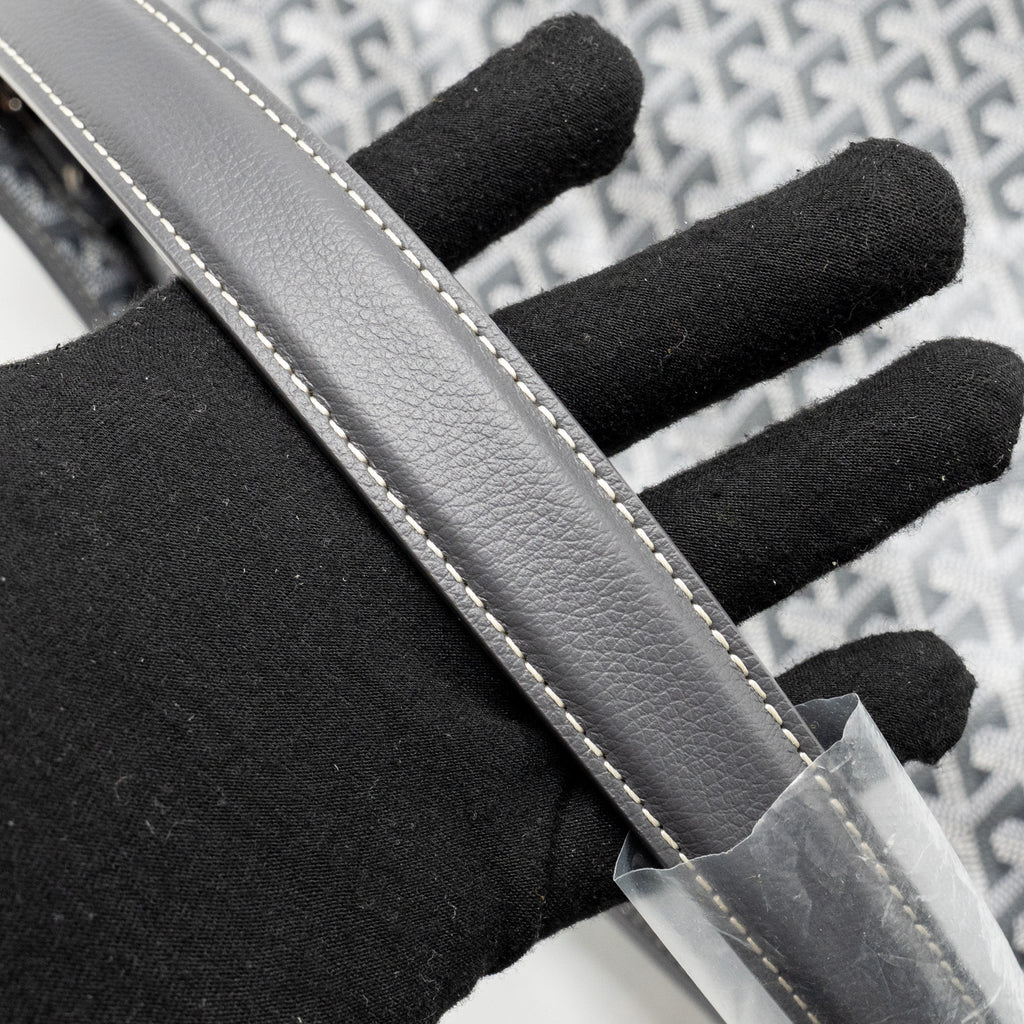 GOYARD BOHEME HOBO BAG PM GOYARDINE CANVAS GRIS SHW
