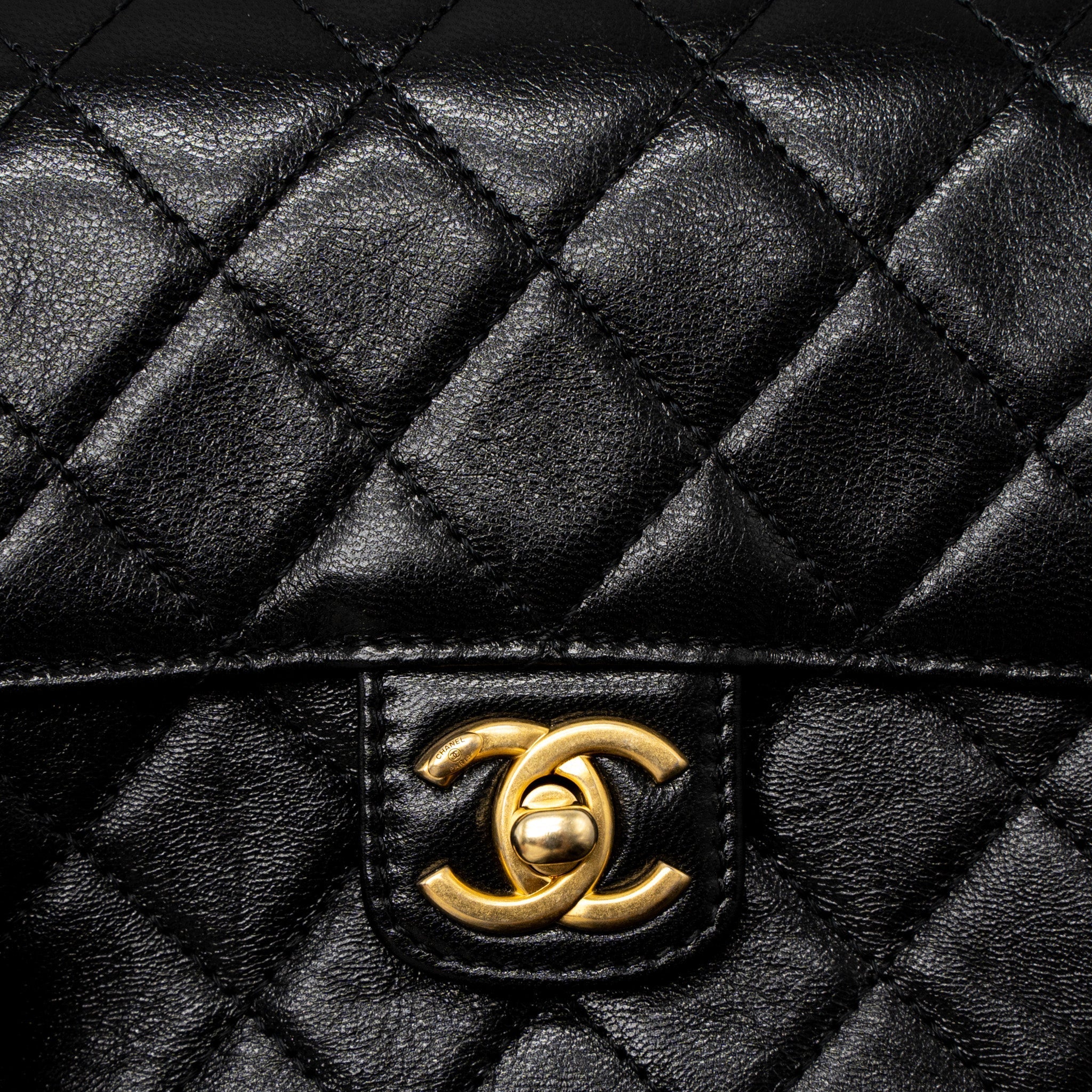 CHANEL 22K RETRO NEW CLASSIC SQUARE MINI FLAP BAG GOATSKIN BLACK BRUSHED GHW (MICROCHIP)