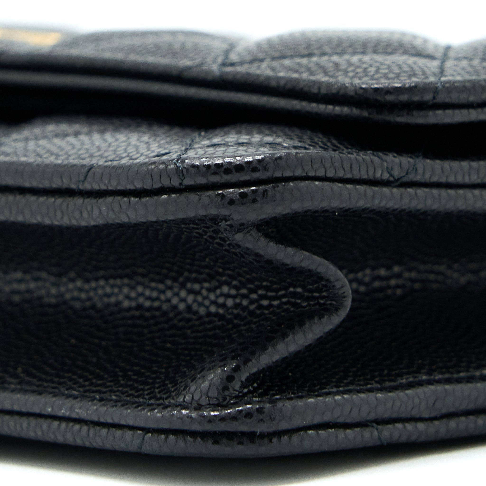 CHANEL 22A TWIST YOUR BUTTON WALLET ON CHAIN CAVIAR BLACK GHW (MICROCHIP)