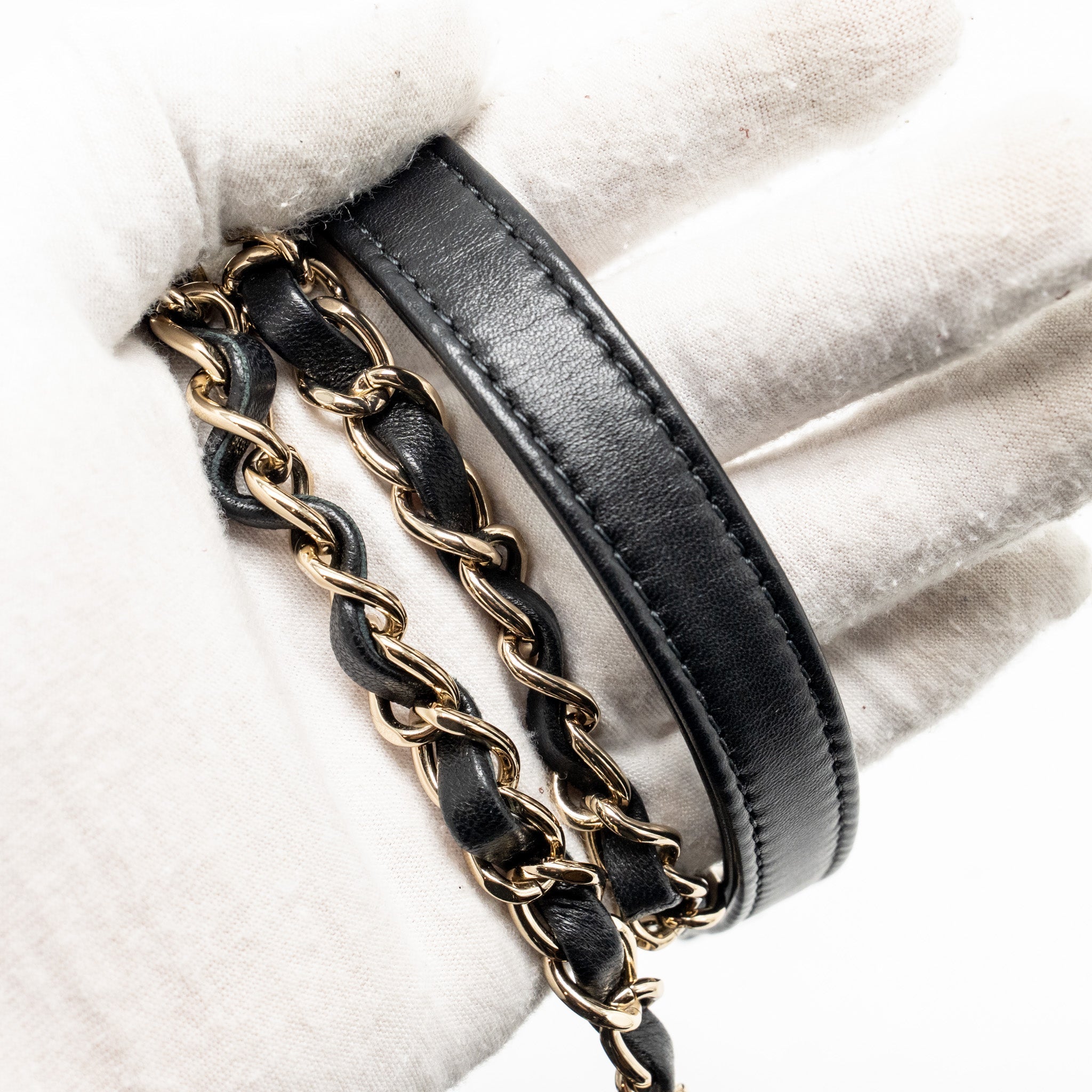 CHANEL TRENDY CC ROUND VANITY CASE CROSSBODY BAG LAMBSKIN BLACK LGHW