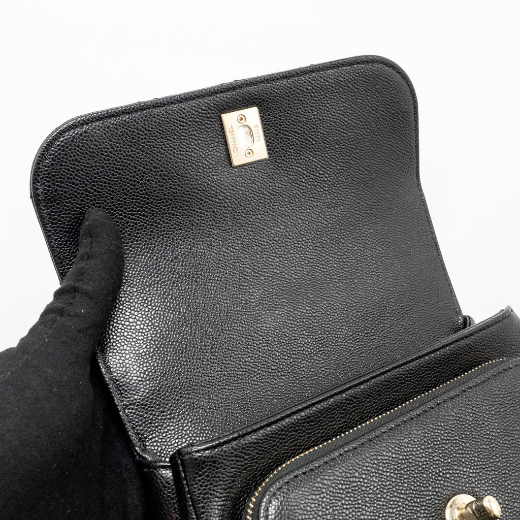 CHANEL SMALL BUSINESS AFFINITY CAVIAR BLACK LGHW (MICROCHIP)