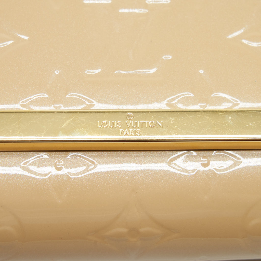 LOUIS VUITTON VERNIS ANA CLUTCH PATENT LEATHER BEIGE GHW