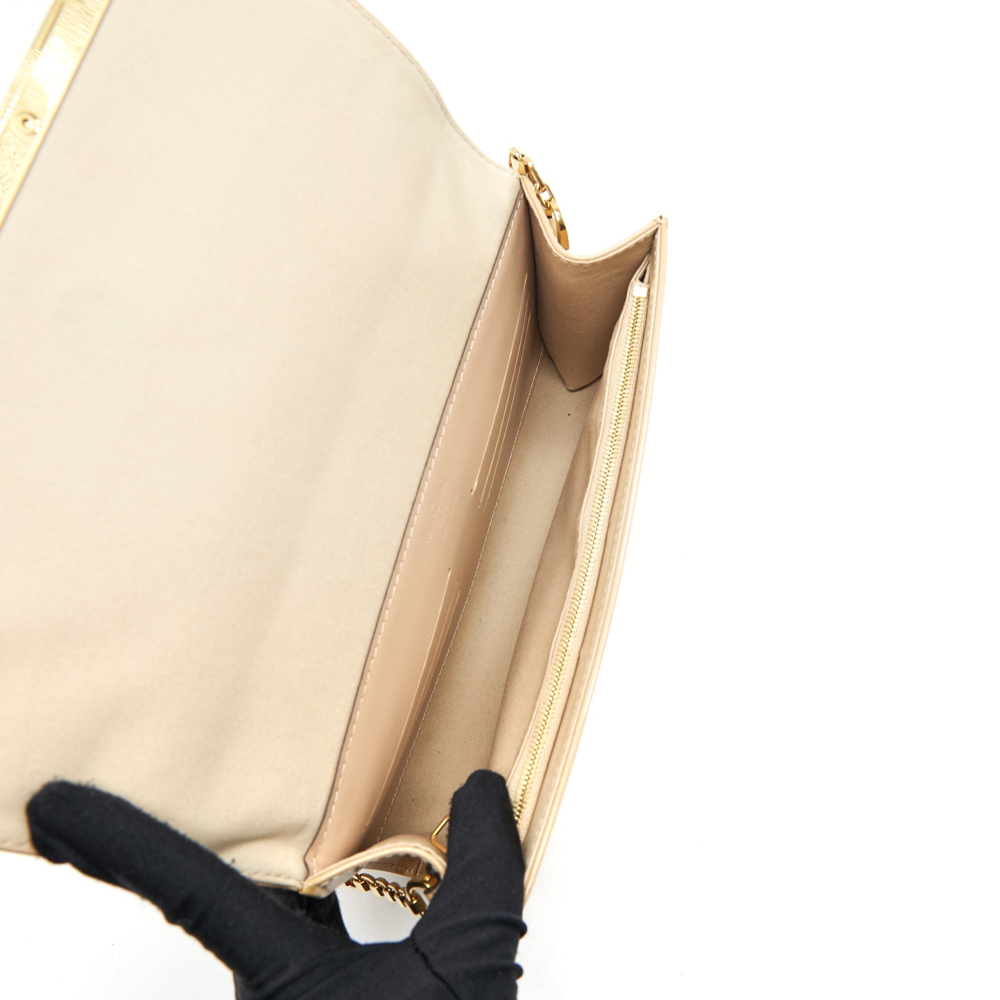 LOUIS VUITTON VERNIS ANA CLUTCH PATENT LEATHER BEIGE GHW