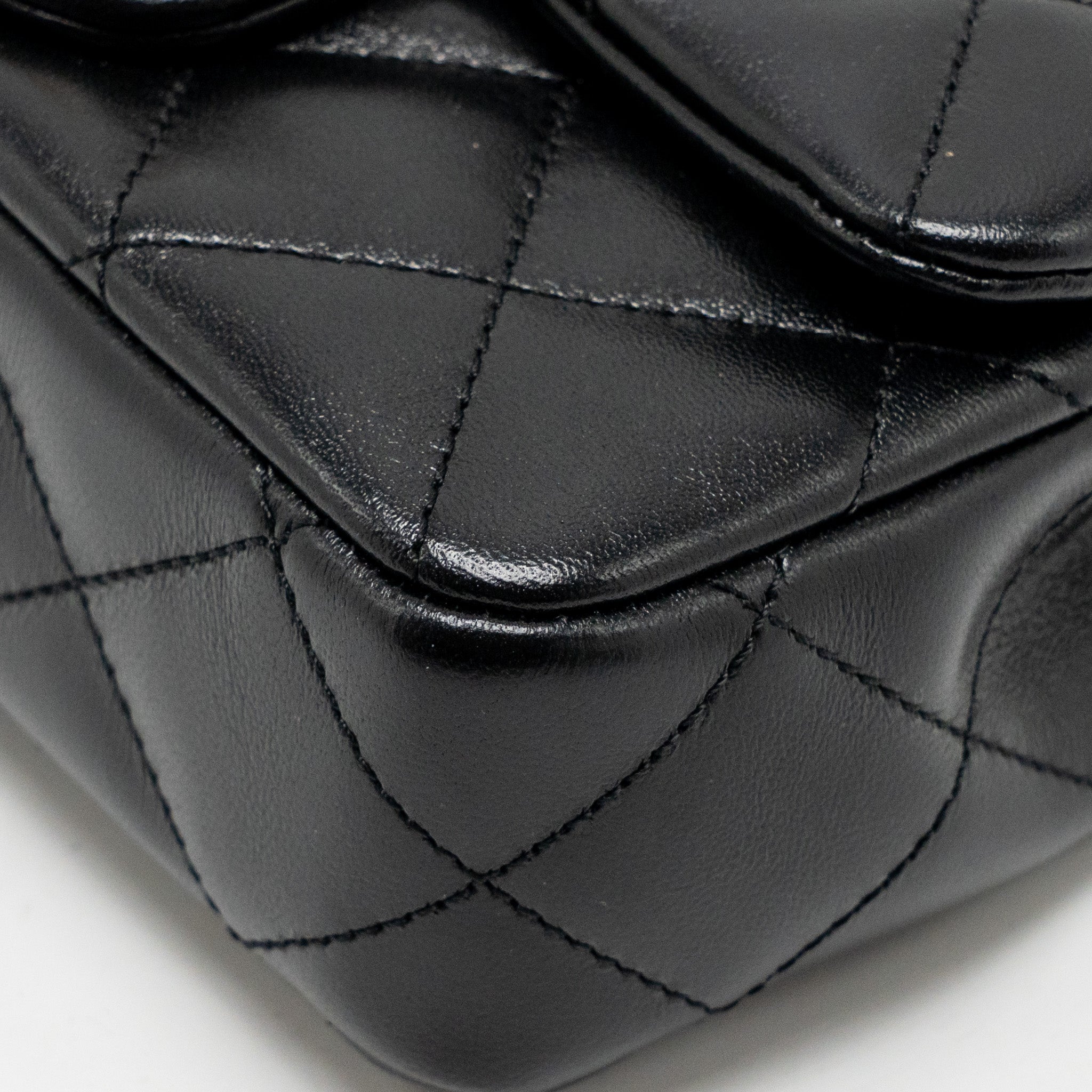 CHANEL 25C COCO LOVE ADJUSTABLE CHAIN SHINY LAMBSKIN BLACK GHW (MICROCHIP)