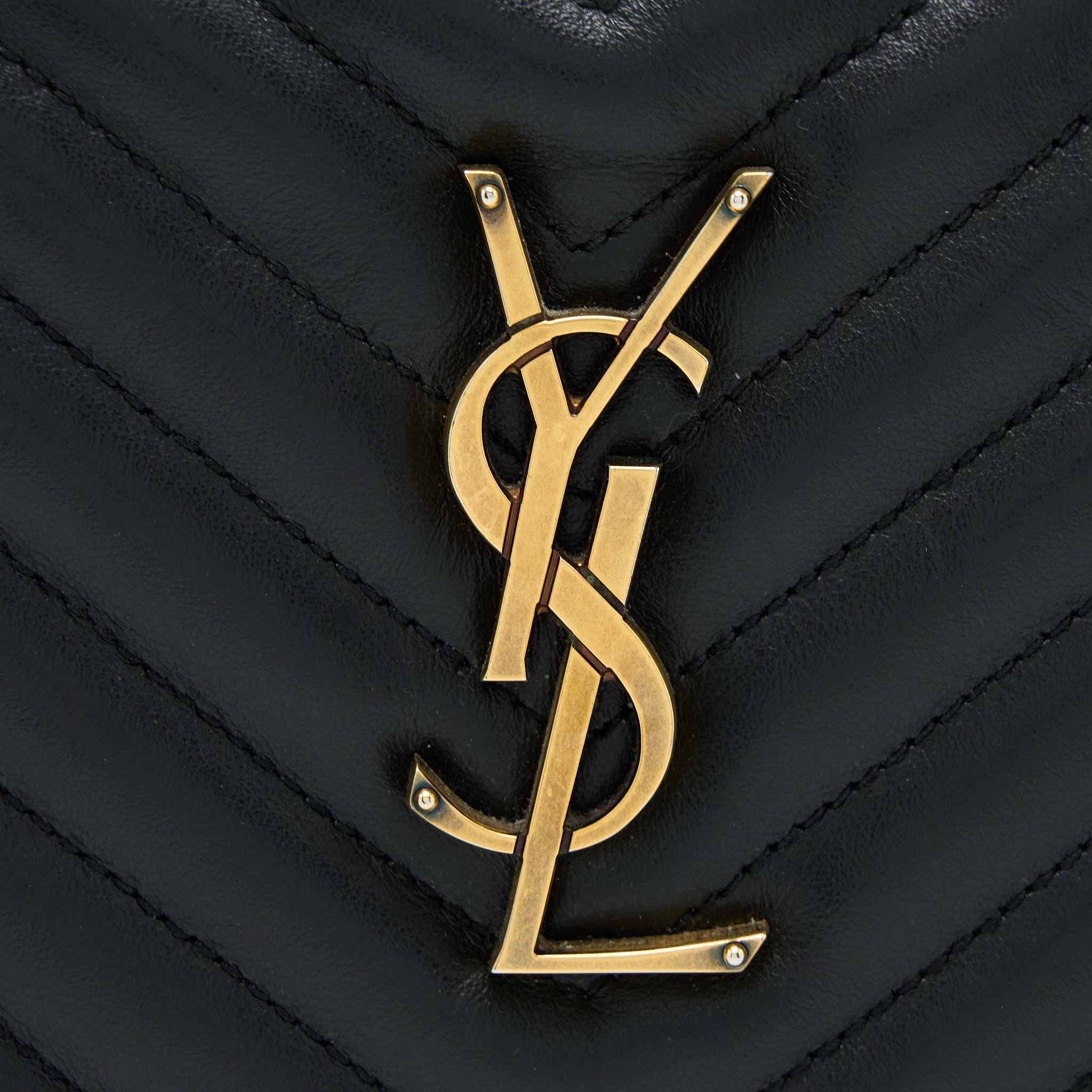SAINT LAURENT/YSL LOU CAMERA BAG CALFSKIN BLACK GHW