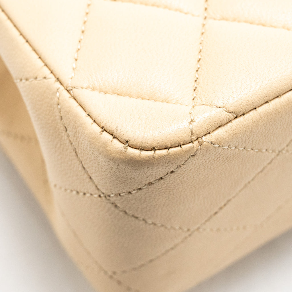 CHANEL MEDIUM CLASSIC DOUBLE FLAT BAG LAMBSKIN BEIGE GHW