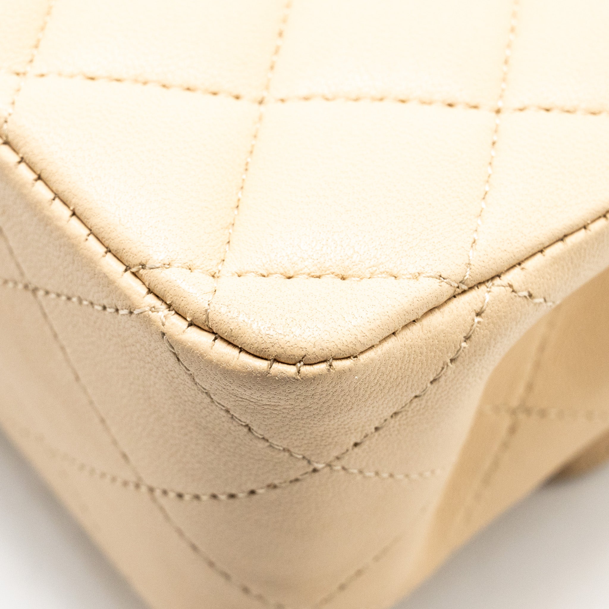 CHANEL MEDIUM CLASSIC DOUBLE FLAT BAG LAMBSKIN BEIGE GHW