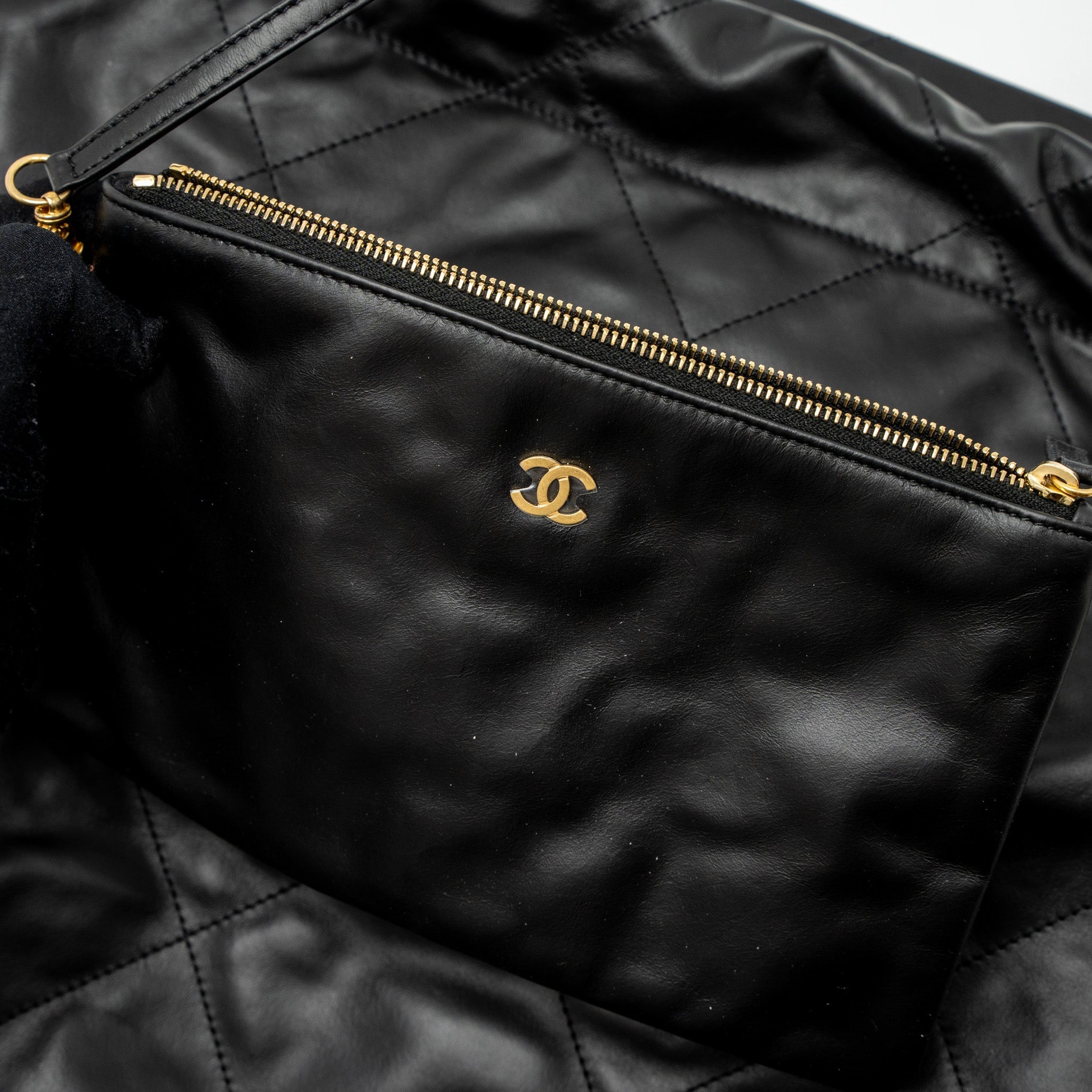 CHANEL SMALL 22 BAG WHITE LETTER SHINY CALFSKIN BLACK BRUSHED GHW (MICROCHIP)