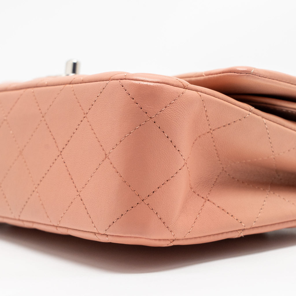 CHANEL MEDIUM CLASSIC DOUBLE FLAP BAG LAMBSKIN PINK SHW (MICROCHIP)