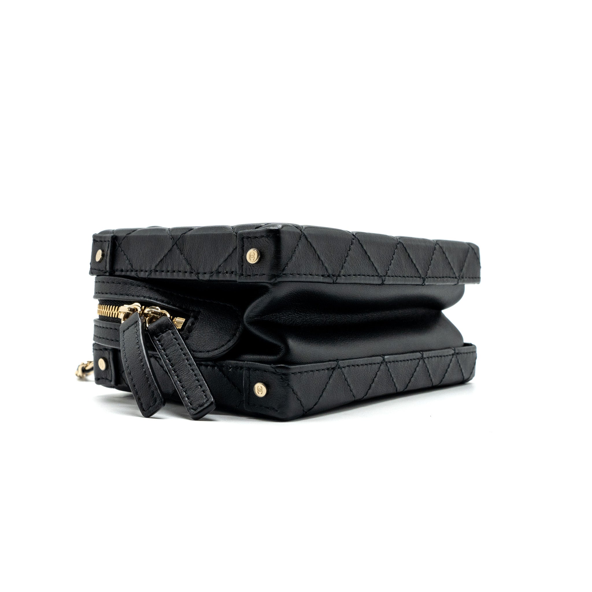 CHANEL 22B TOP HANDLE SMALL VANITY CASE CALFSKIN BLACK GHW(MICROCHIP)