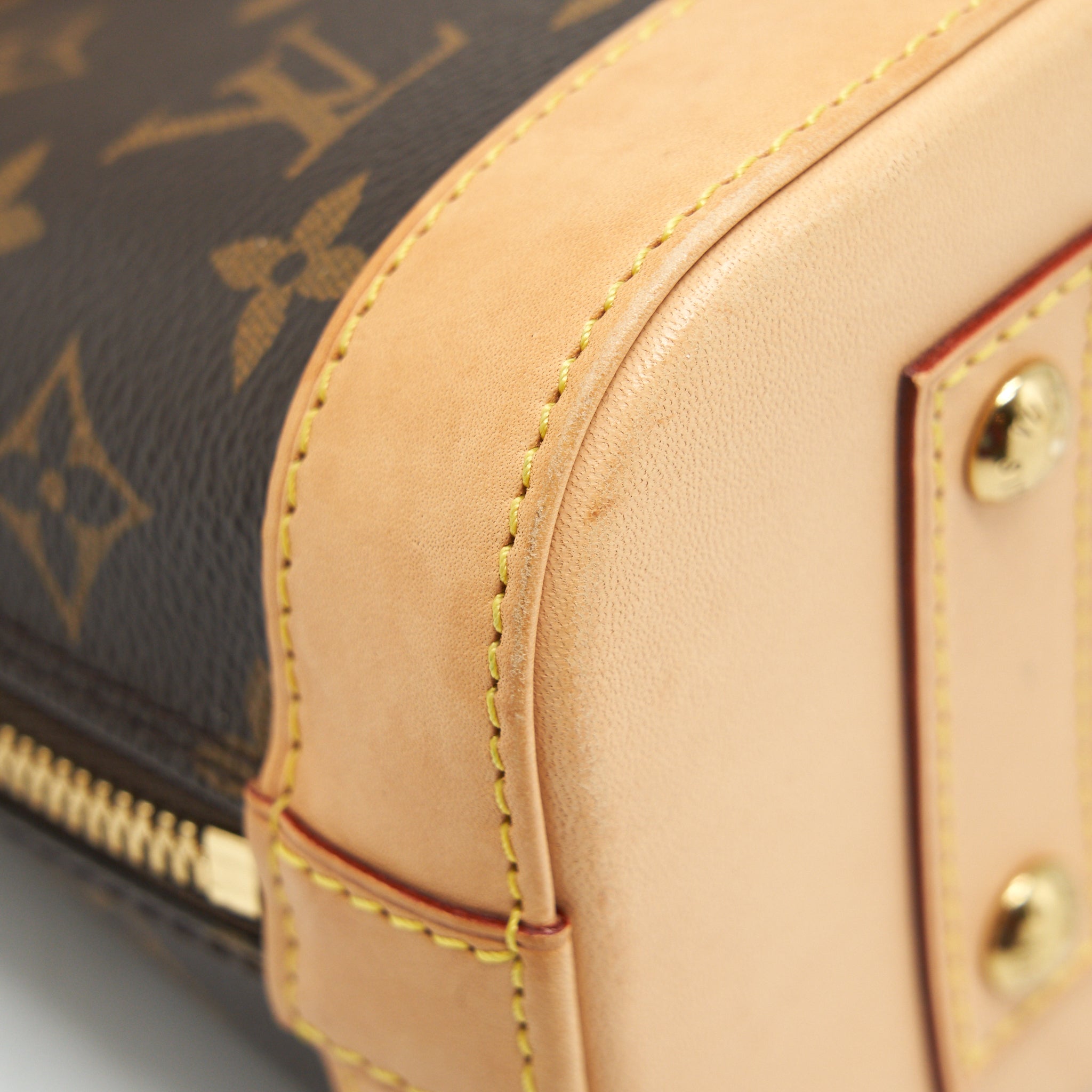 LOUIS VUITTON ALMA BB MONOGRAM