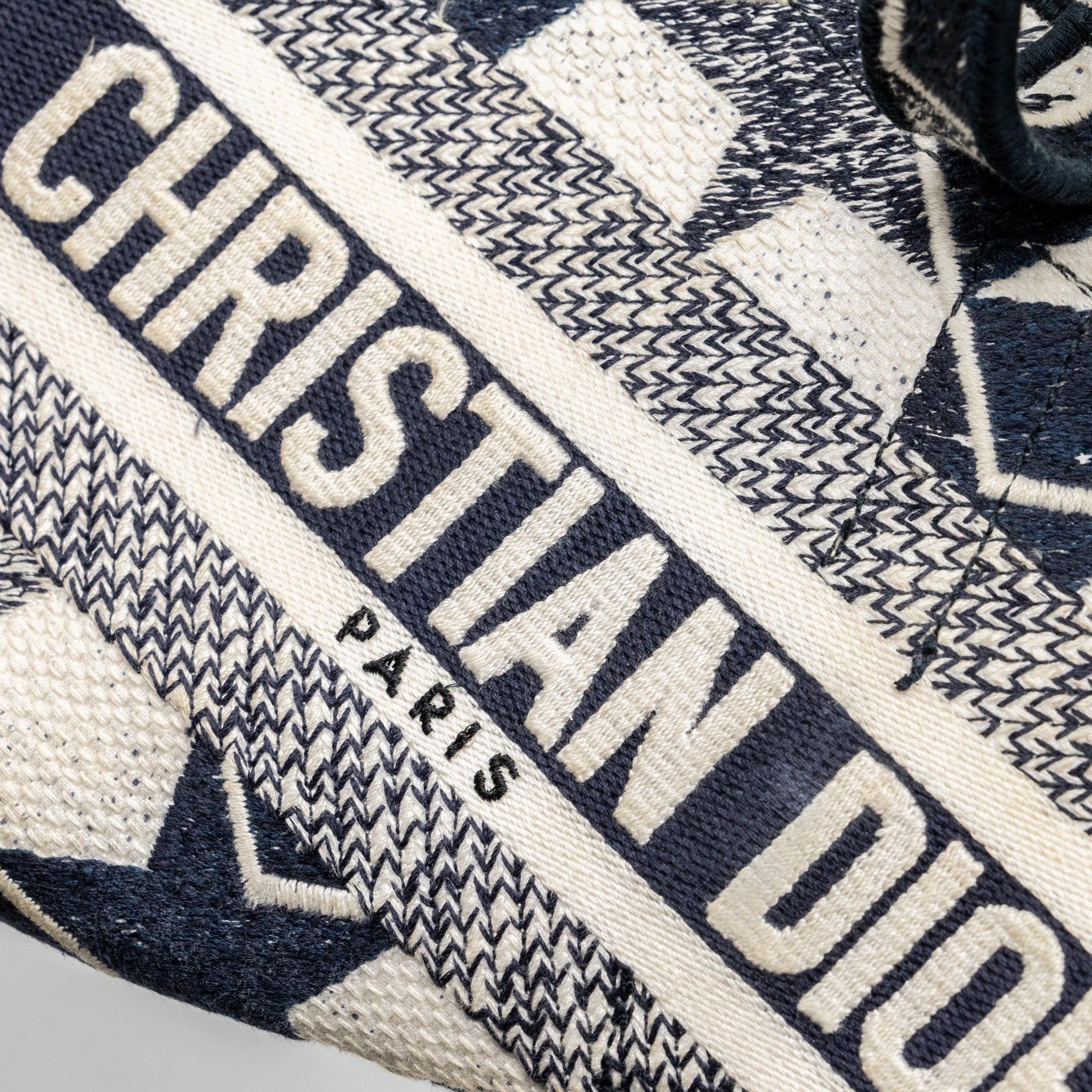 DIOR SADDLE BAG CANVAS LIMITED PRINT DARK BLUE / WHITE GHW