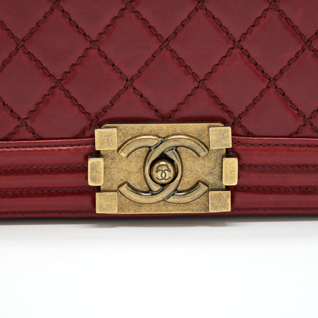 CHANEL MEDIUM BOY BAG AGED CALFSKIN RED WITH RUTHENIUM GHW