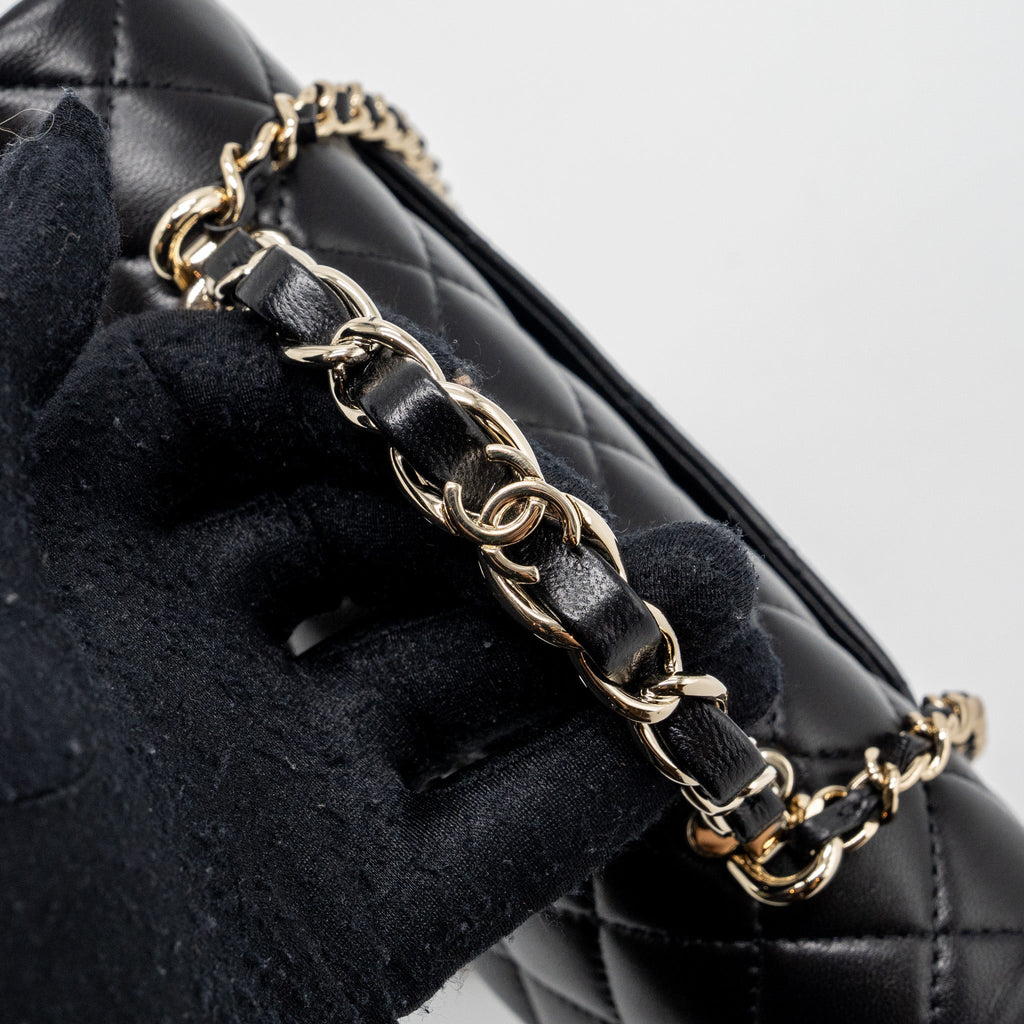 CHANEL 23K LEATHER CHAIN TOP HANDLE MINI RECTANGULAR FLAP BAG LAMBSKIN BLACK LGHW (MICROCHIP)