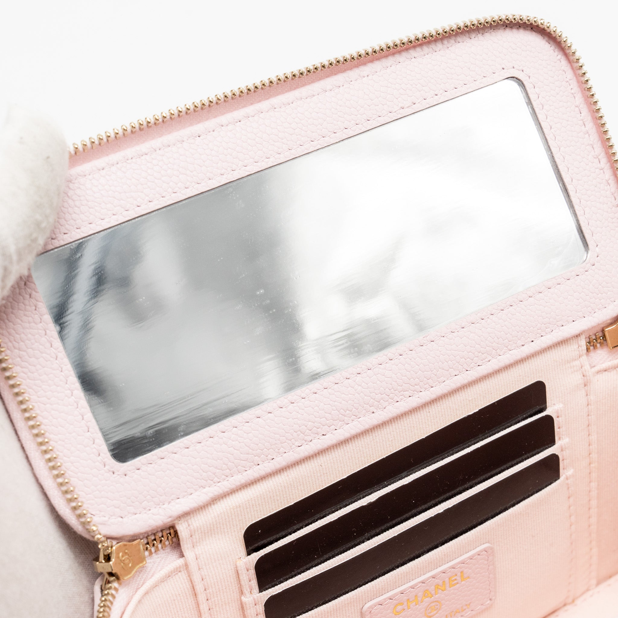 CHANEL 22P LONG VANITY CASE WITH LOGO CHAIN LIGHT PINK CAVIAR LGHW