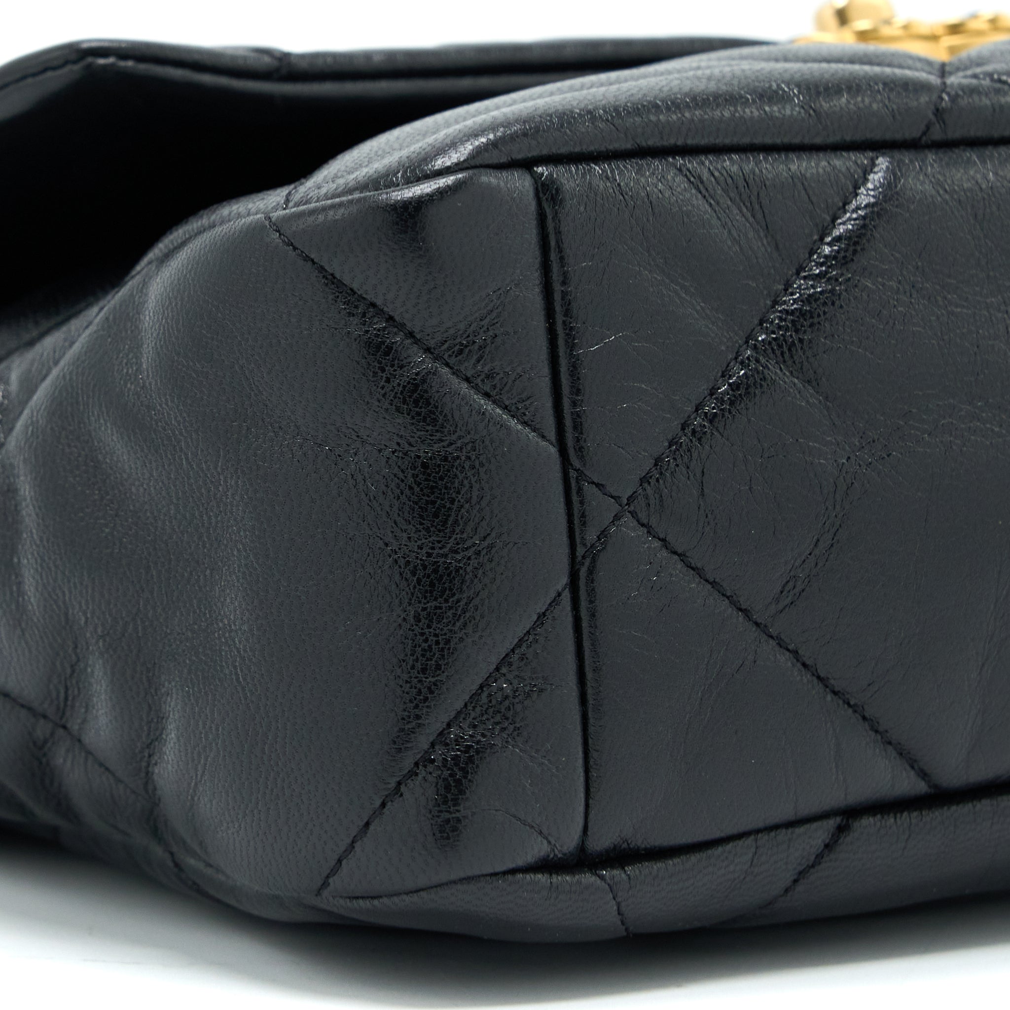 CHANEL MEDIUM 19 BAG GOATSKIN BLACK MULTICOLOUR HARDWARE