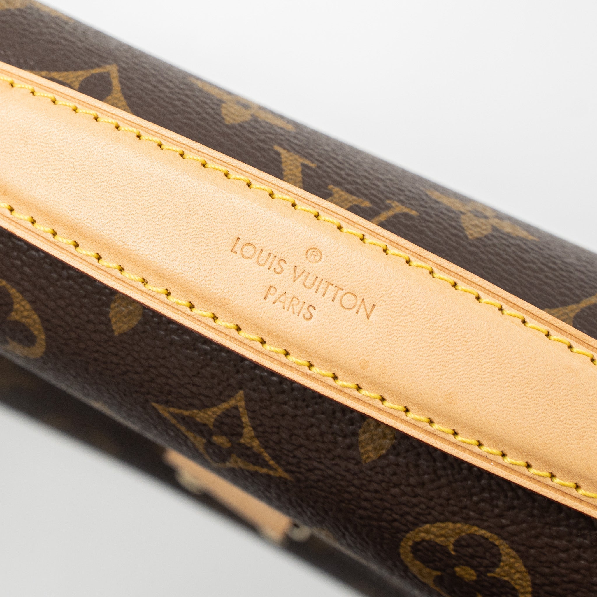 LOUIS VUITTON POCHETTE MÉTIS MONOGRAM CANVAS GHW (NEW VERSION)