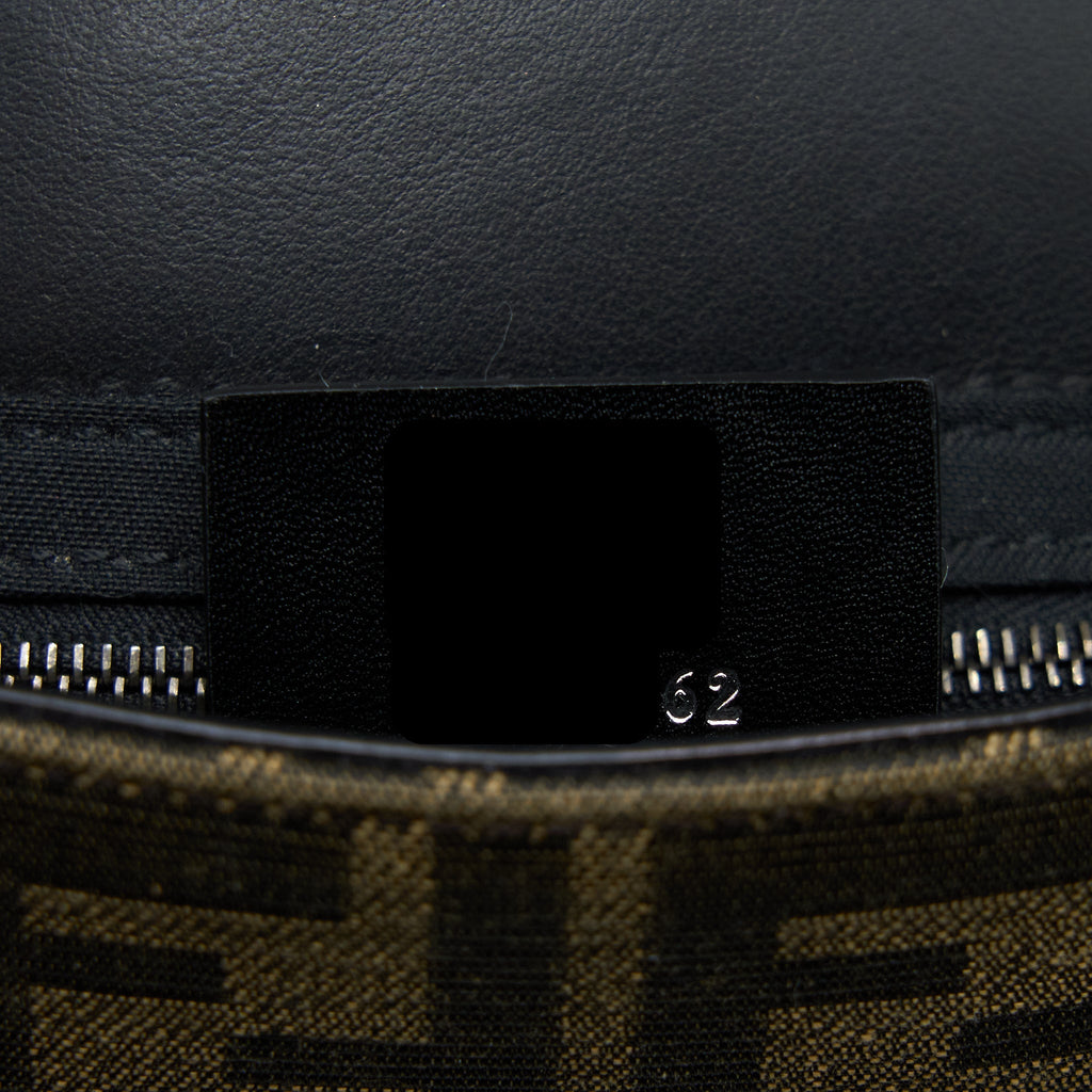 FENDI REGULAR BAGUETTE BAG FF JACQUARD CANVAS MULTICOLOUR SHW