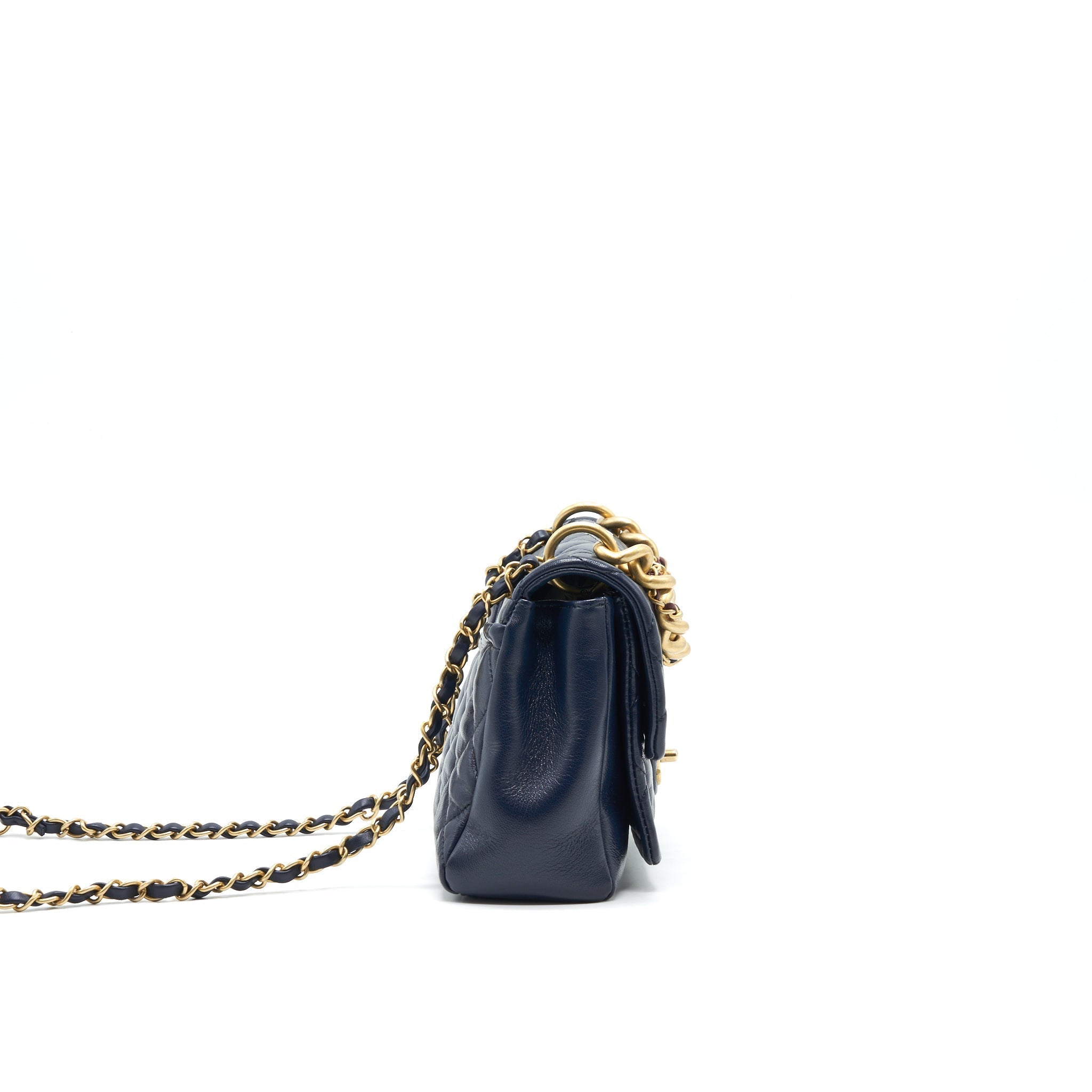 CHANEL QUILTED FLAP BAG NAVY WITH BRUSHED GHW