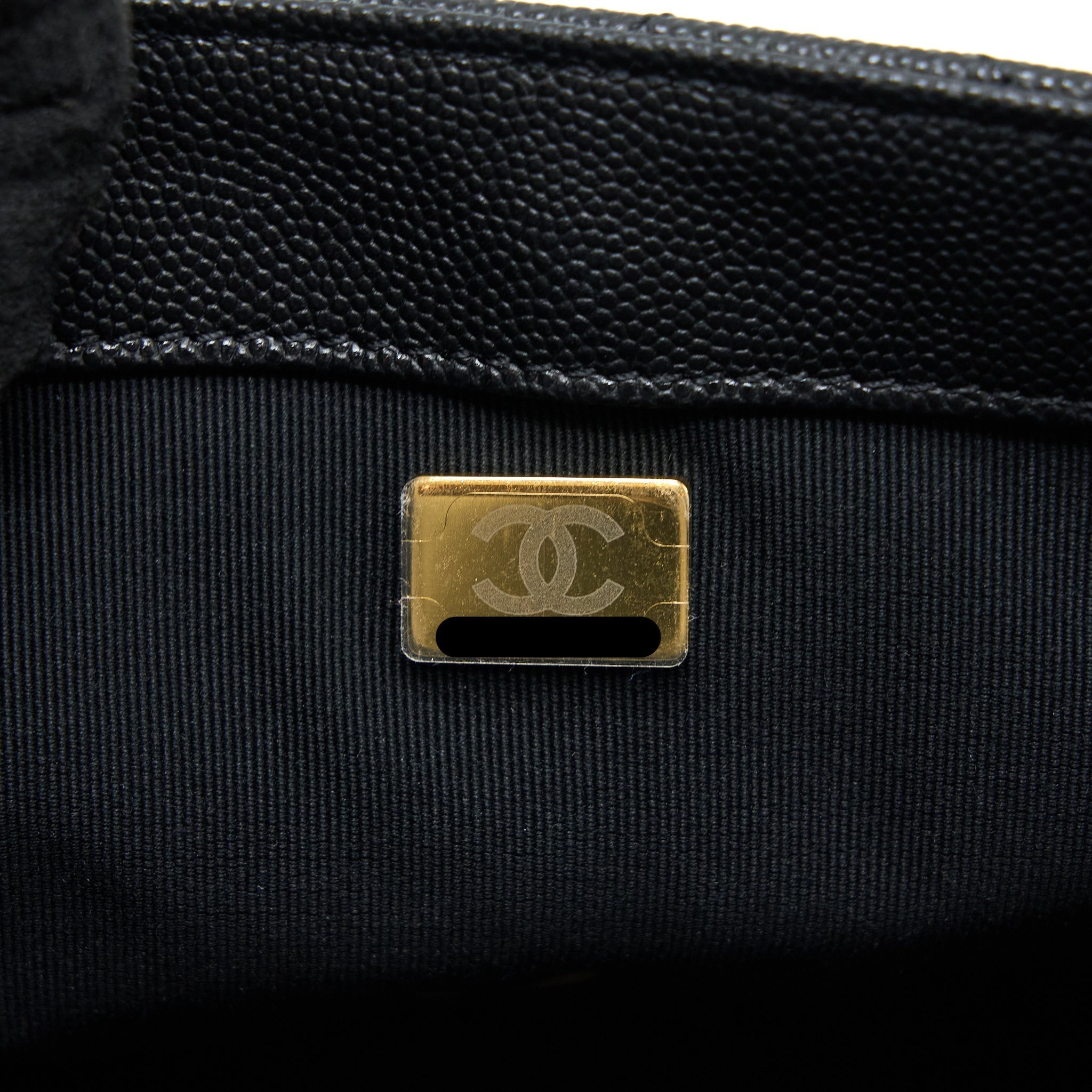 CHANEL 23C QUILTED FLAP BAG CC LOGO CHAIN GRAINED CALFSKIN BLACK GHW (MICROCHIP)