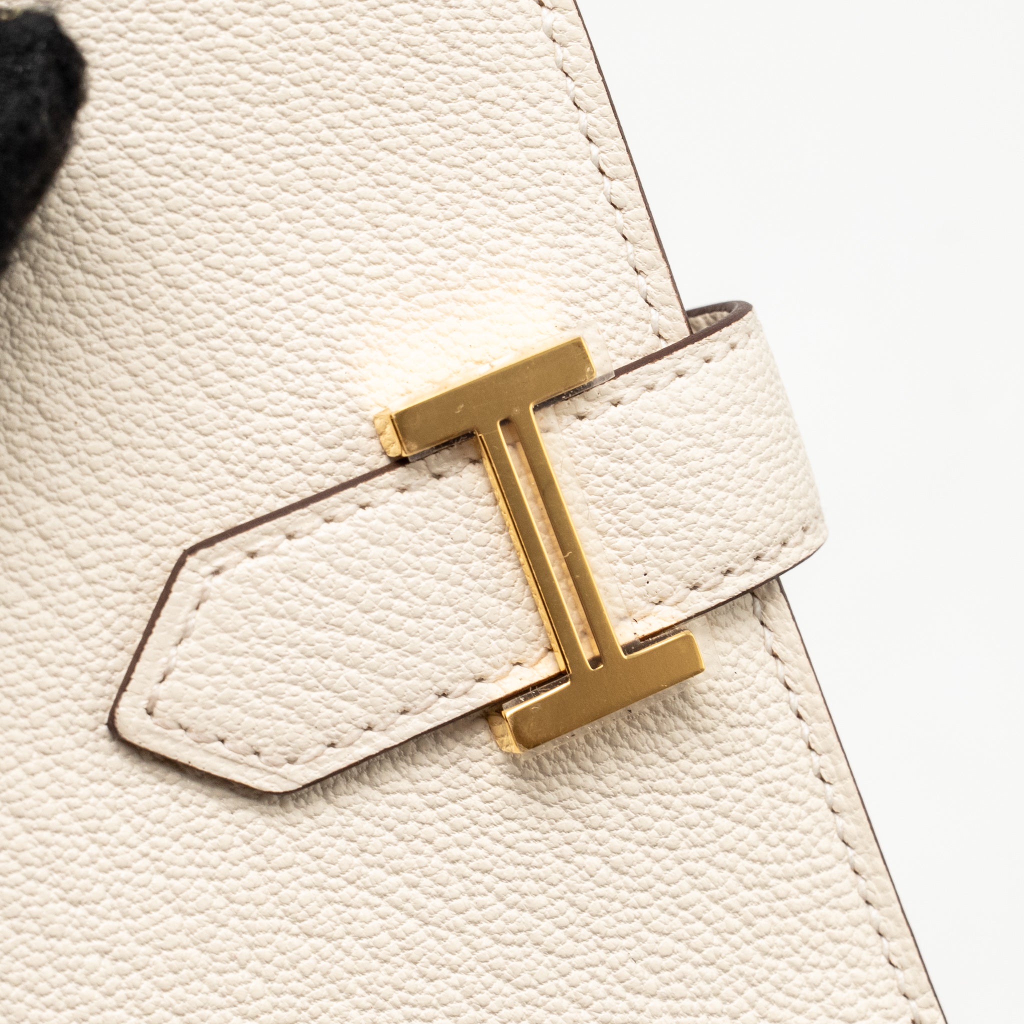 HERMES BEARN CARD HOLDER CHÈVRE MYSORE GOATSKIN NATA GHW