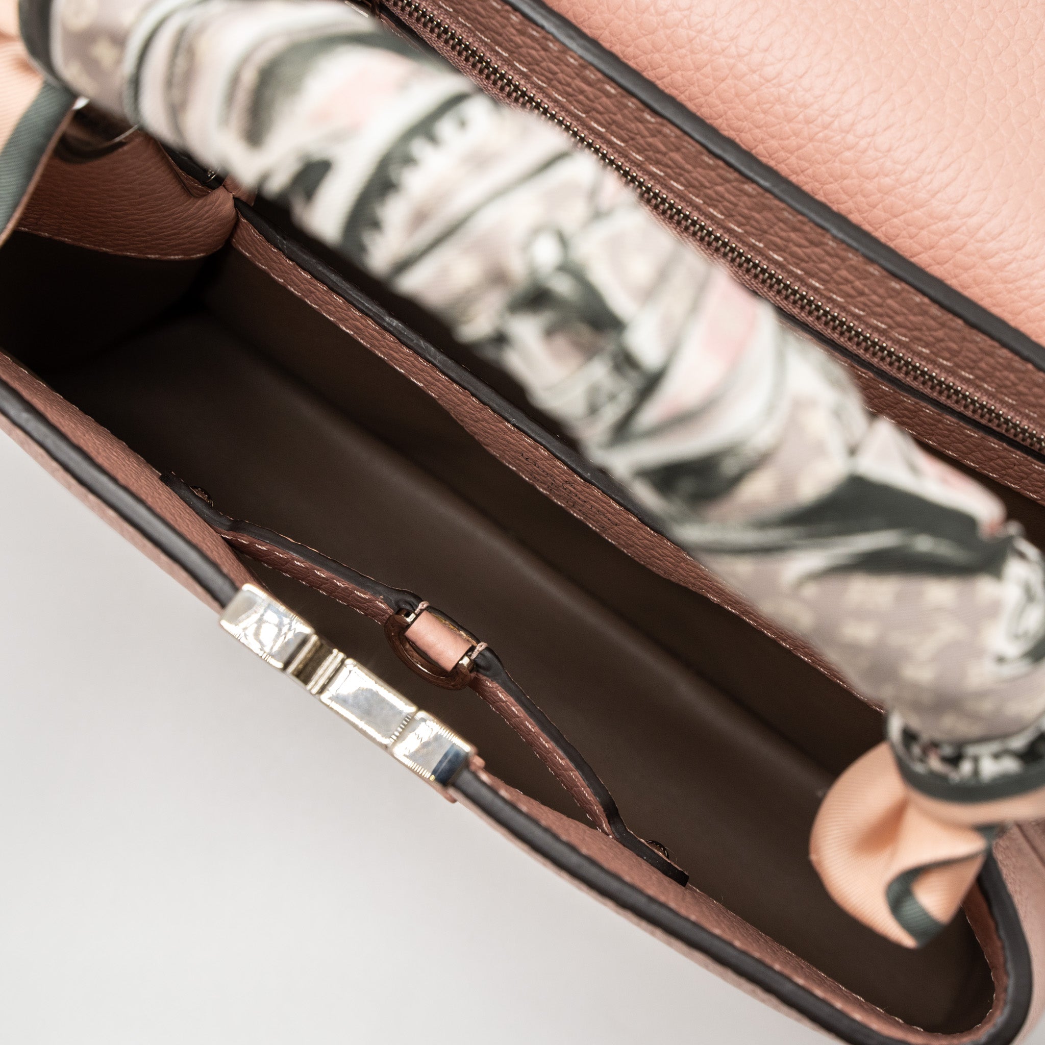 LOUIS VUITTON CAPUCINES BB TAURILLON CALFSKIN LIGHT PINK SHW