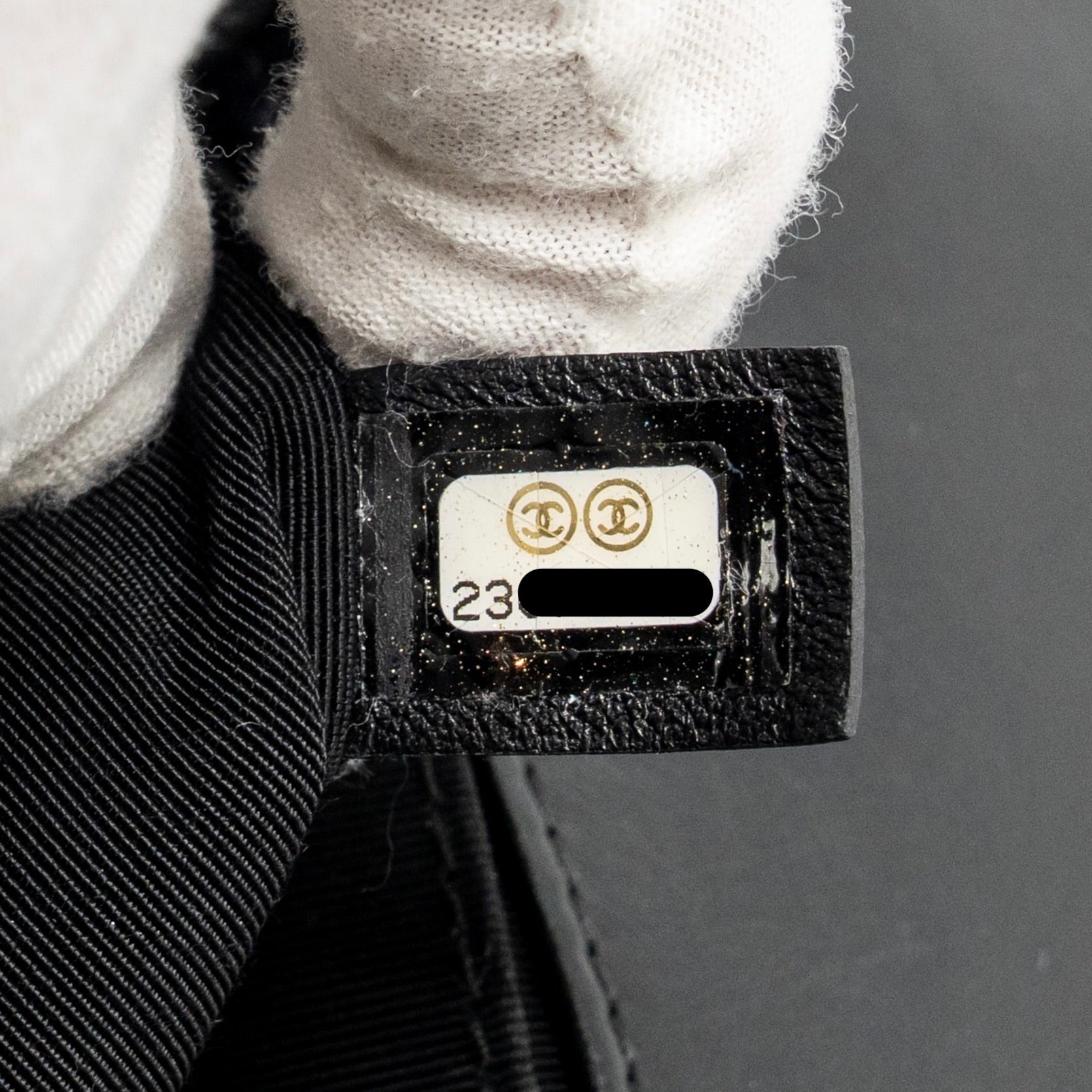 CHANEL MEDIUM BOY BAG LAMBSKIN BLACK RUTHENIUM HARDWARE