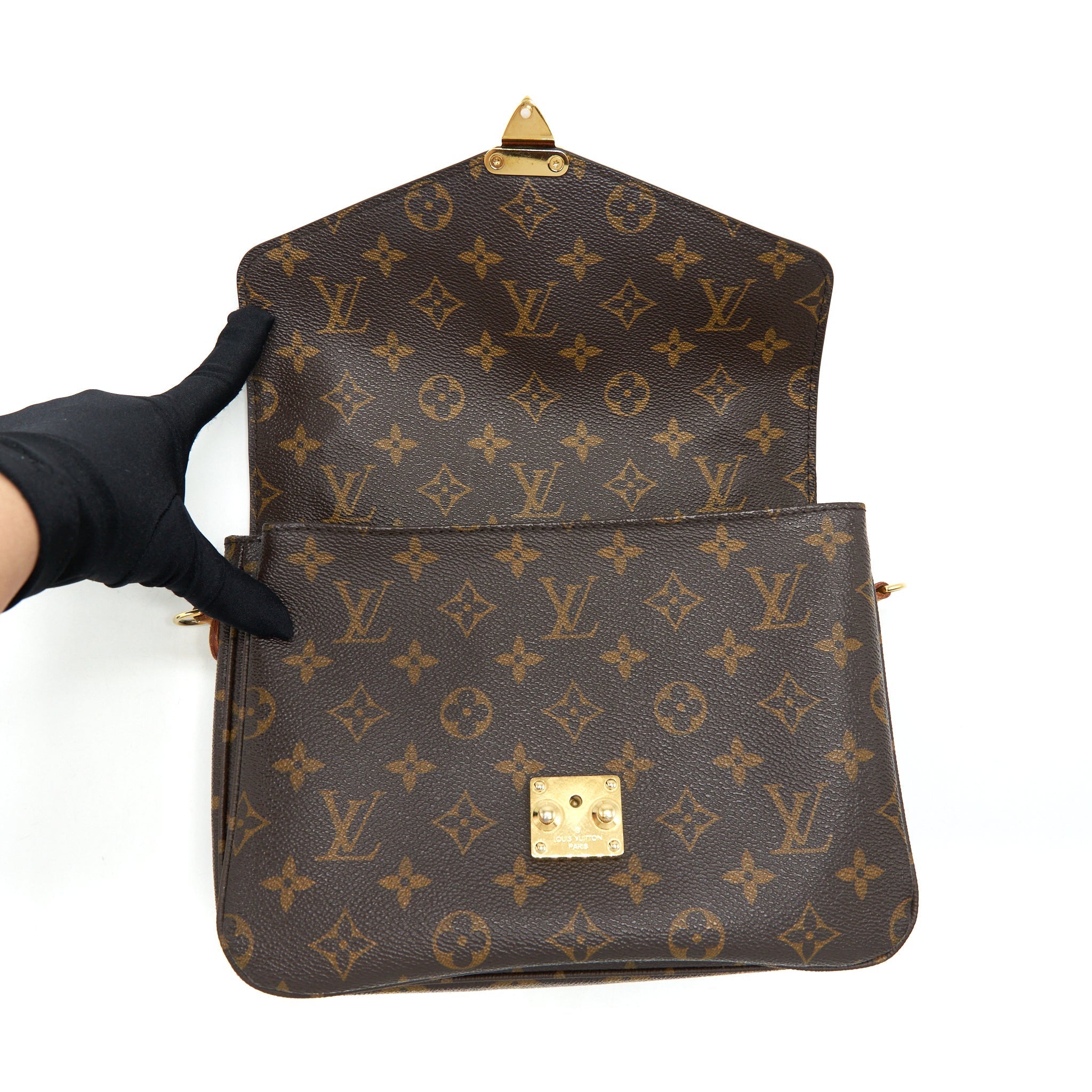 LOUIS VUITTON POCHETTE MÉTIS MONOGRAM CANVAS YEAR 2015