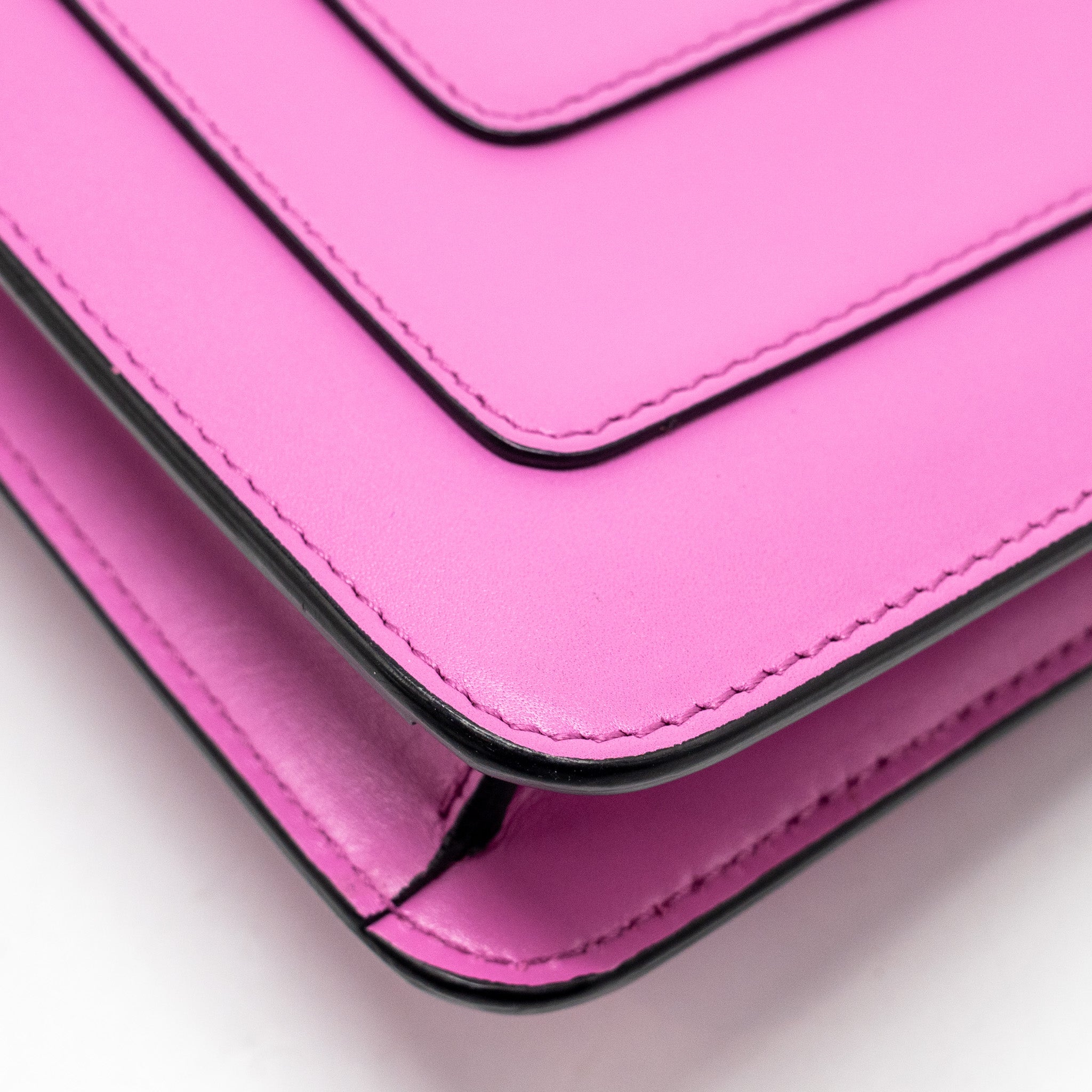 BVLGARI SERPENTI FOREVER CLUTCH WITH CHAIN CALFSKIN PINK SHW