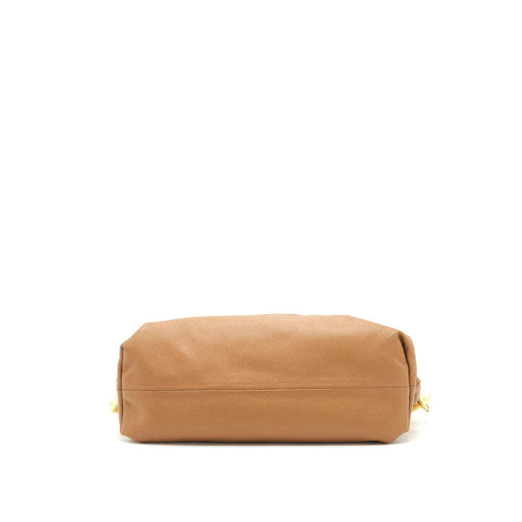 BOTTEGA VENETA CHAIN POUCH CALFSKIN CAMEL GHW