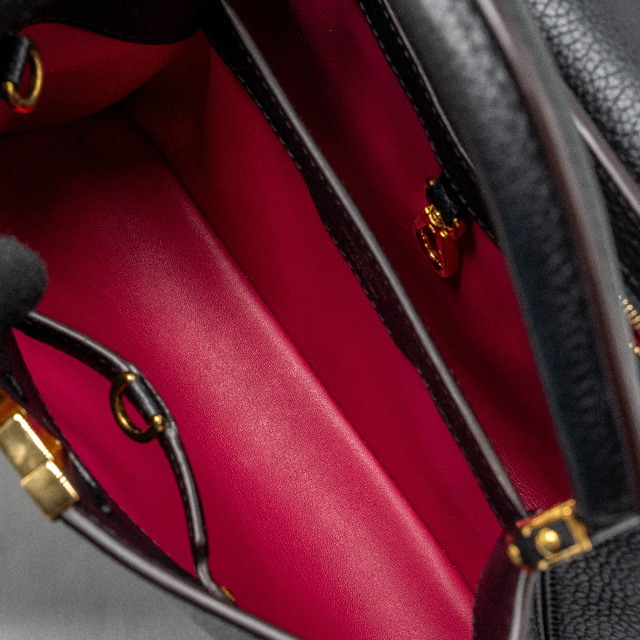 LOUIS VUITTON CAPUCINES BB TAURILLON CALFSKIN BLACK GHW