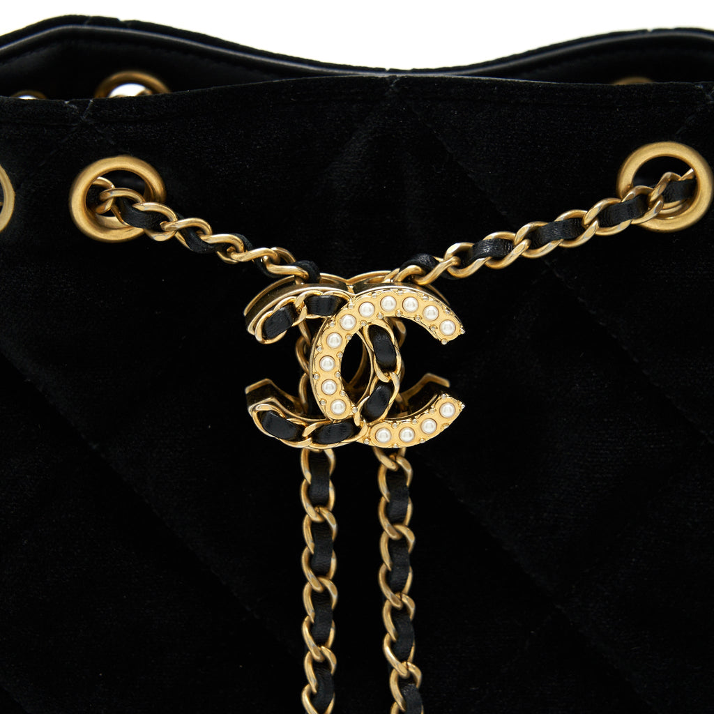 CHANEL BUCKET BAG VELVET BLACK GHW