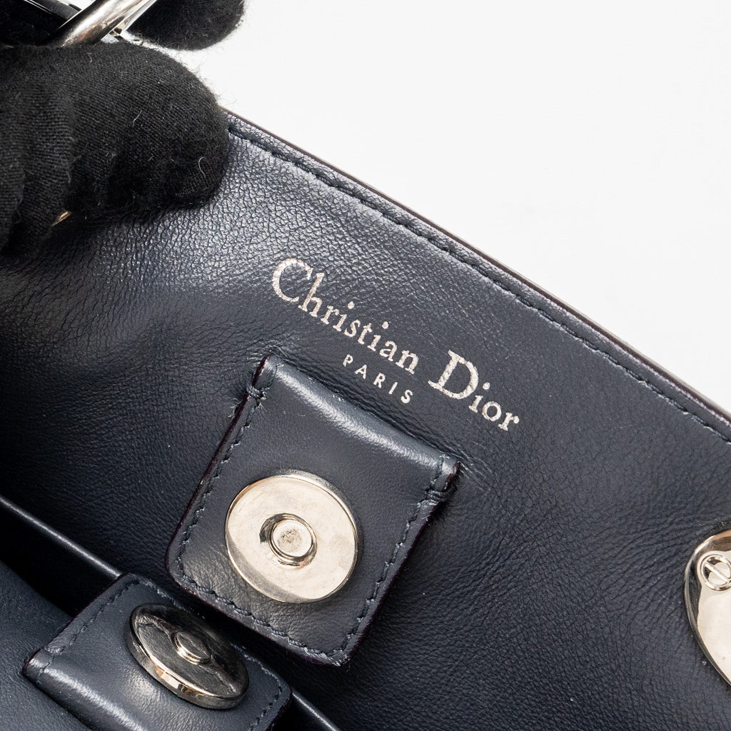 DIOR DIORISSIMO TOTE BAG GRAINED CALFSKIN LIGHT GREY SHW