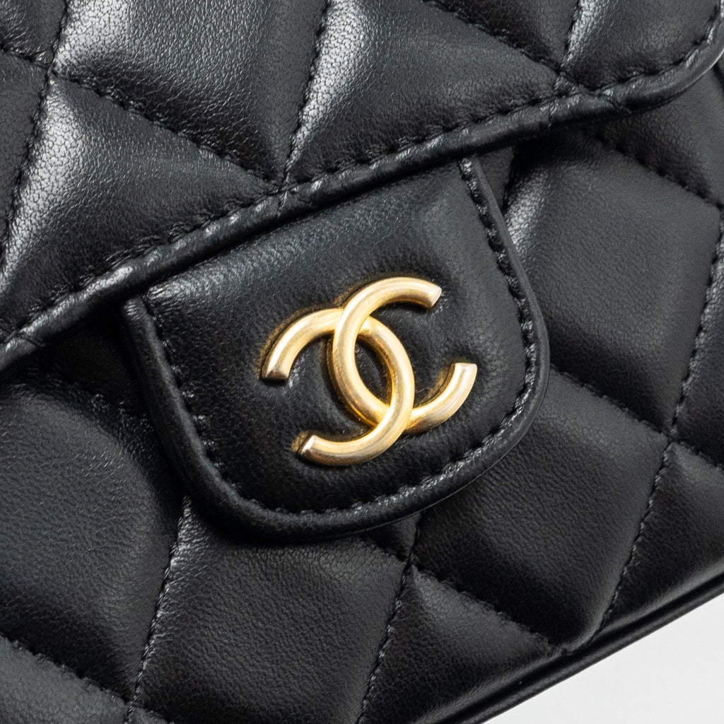 CHANEL 22B TOP HANDLE MINI FLAP CLUTCH LAMBSKIN BLACK GHW (MICROCHIP)