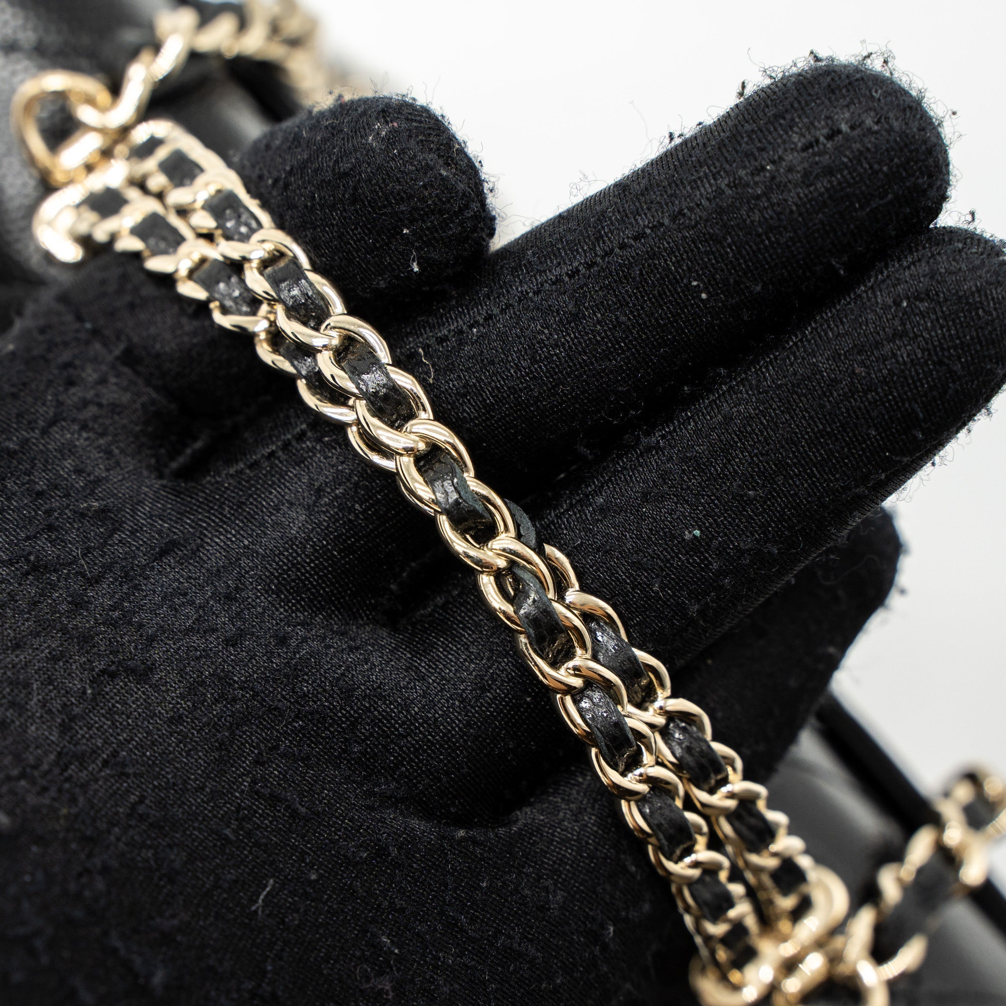 CHANEL 23P TOP HANDLE MINI FLAP BAG CAVIAR BLACK LGHW (MCROCHIP)