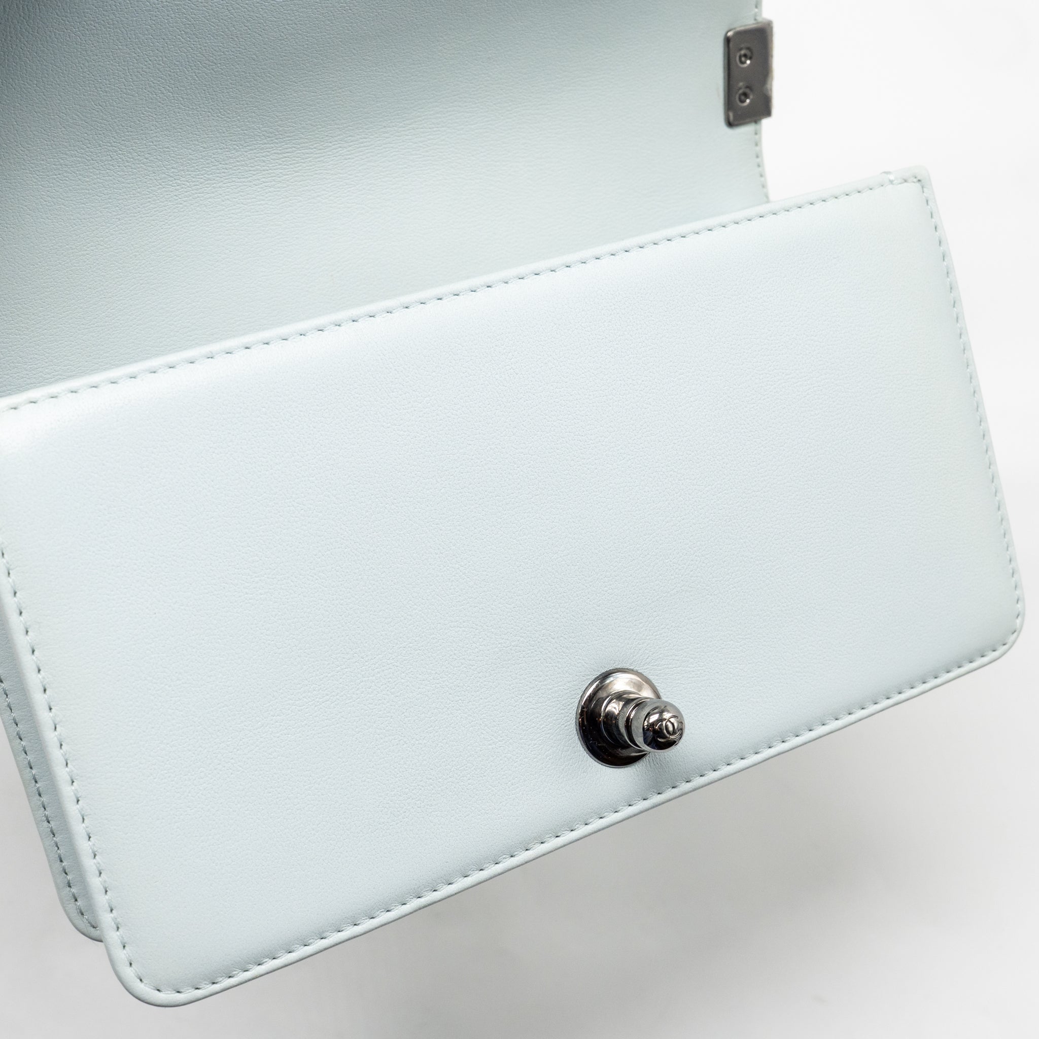 CHANEL SMALL BOY BAG CALFSKIN LIGHT BLUE SHW (MICROCHIP)