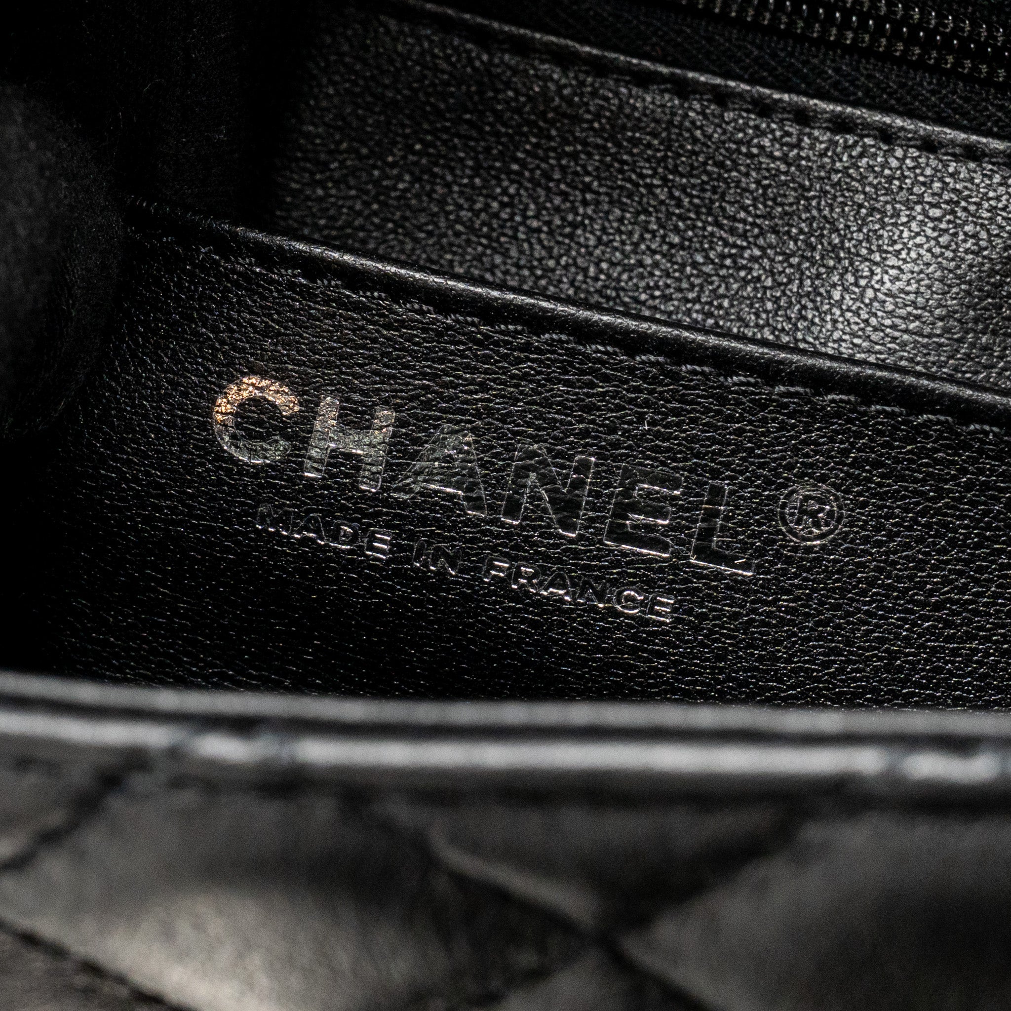 CHANEL MINI 2.55 REISSUE AGED CALFSKIN BLACK SHW (MICROCHIP)