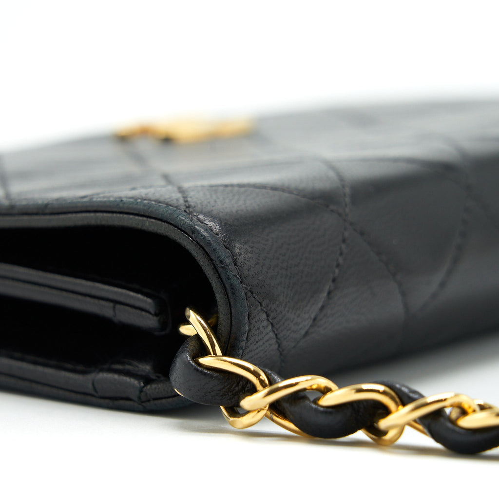 CHANEL VINTAGE QUILTED FLAP CHAIN WALLET BLACK GHW