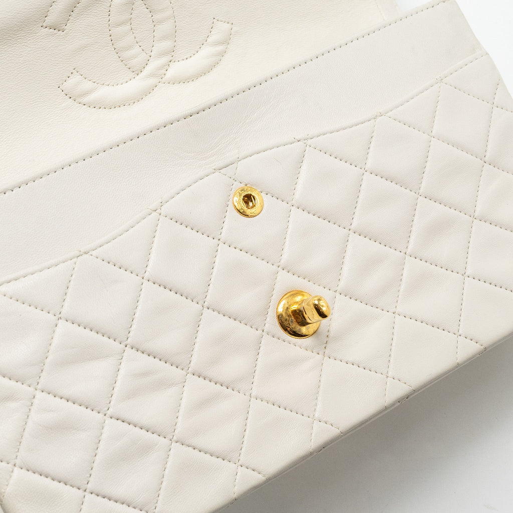 CHANEL VINTAGE MEDIUM CLASSIC DOUBLE FLAP BAG LAMBSKIN WHITE GHW
