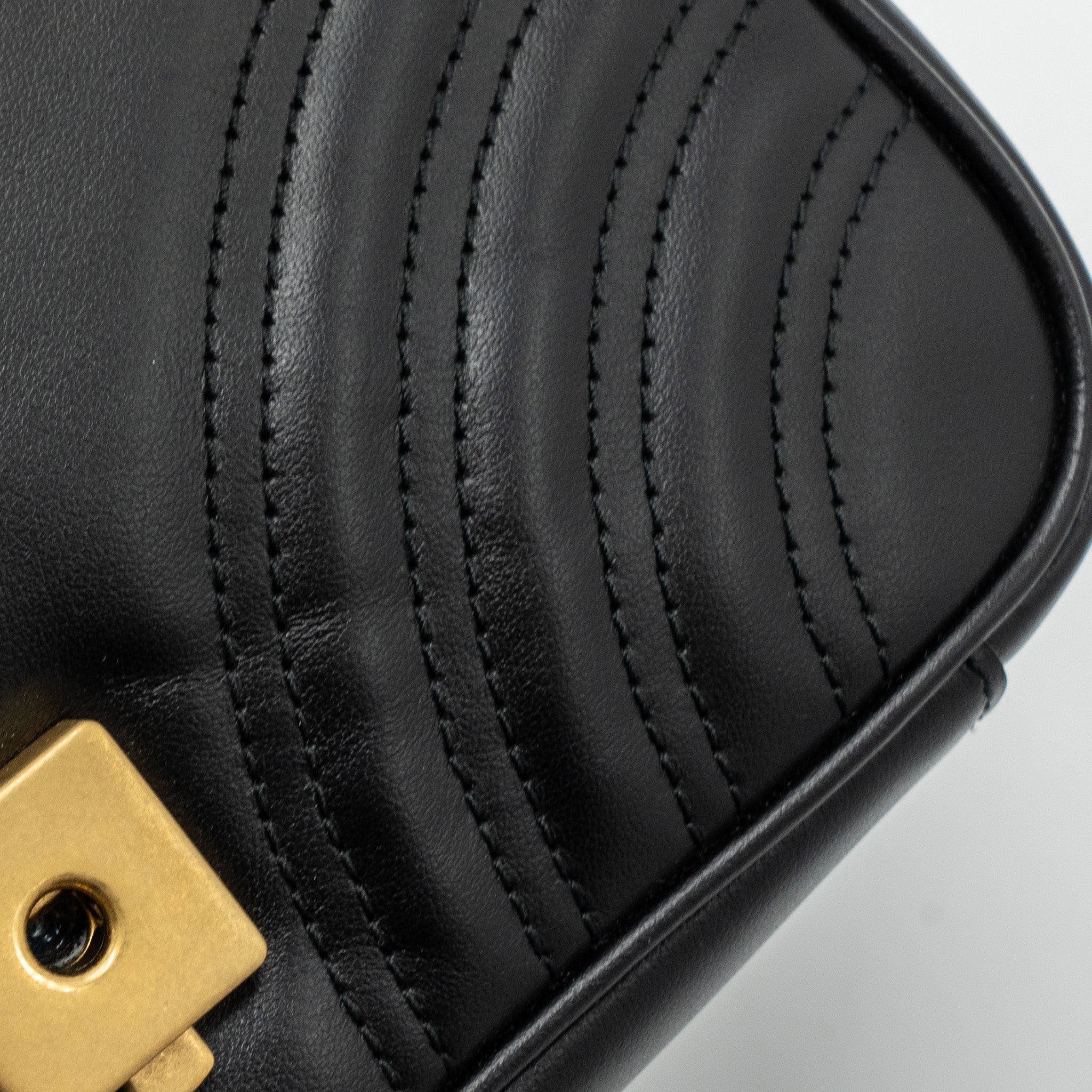 GUCCI MINI MARMONT CALFSKIN BLACK GHW