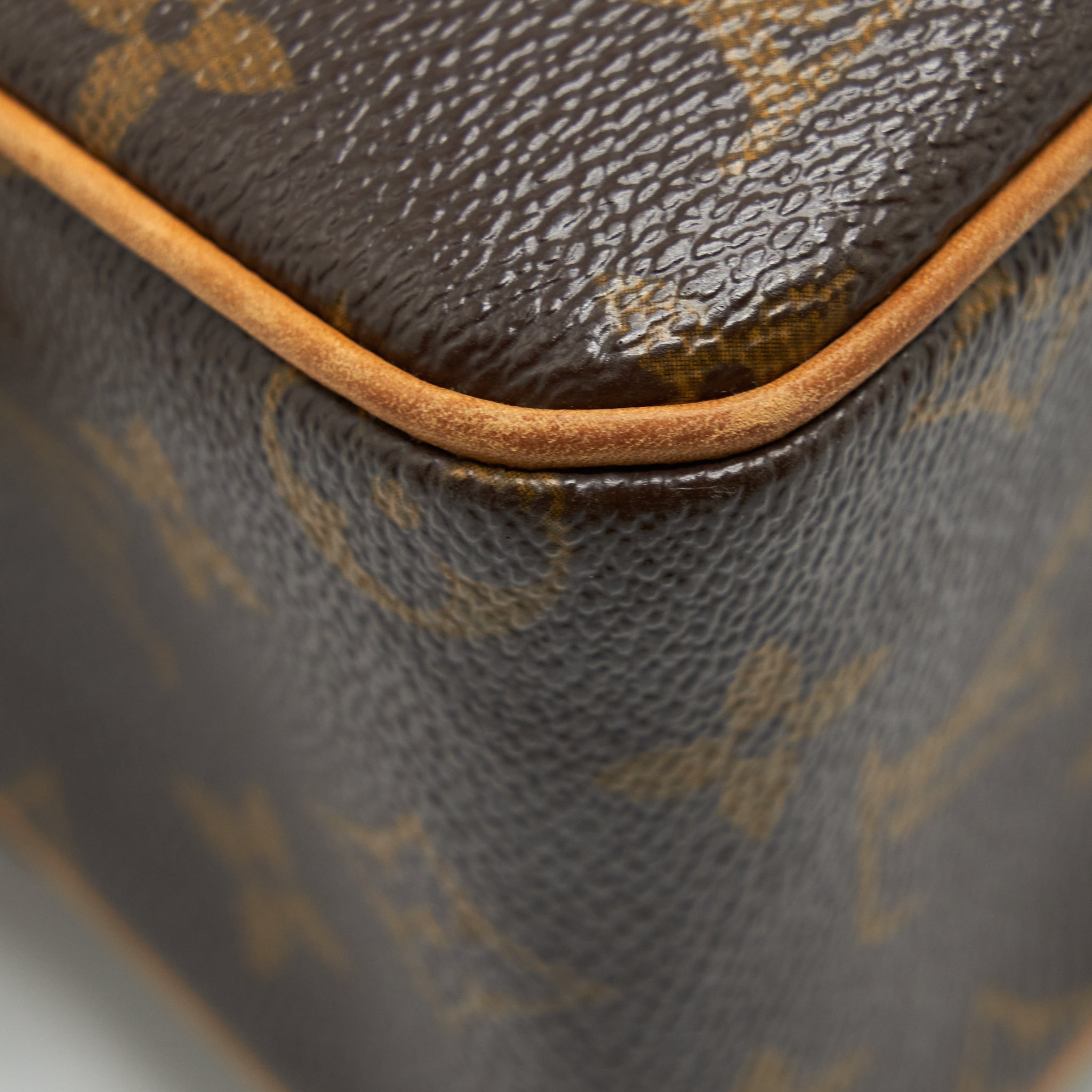 LOUIS VUITTON VINTAGE MONOGRAM SHOULDER BAG GHW