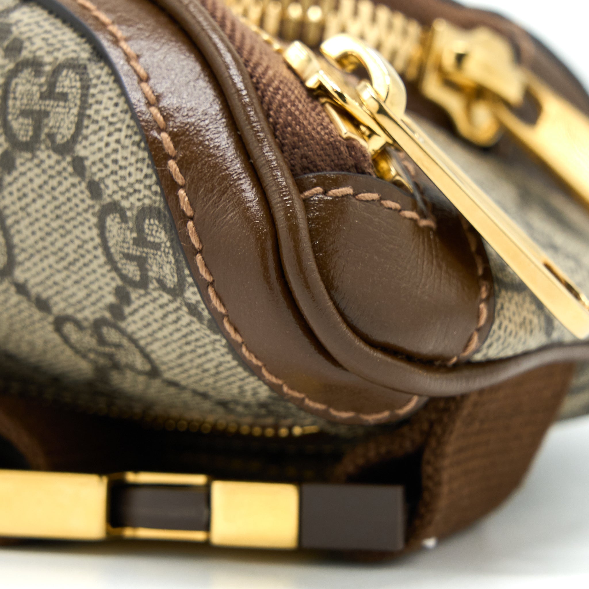 GUCCI BELT BAG INTERLOCKING G GG SUPREME CANVAS GHW