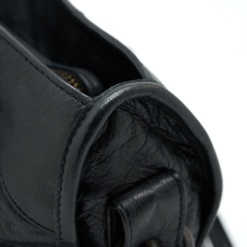 BALENCIAGA CLASSIC CITY BAG BLACK WITH RUTHENIUM HARDWARE