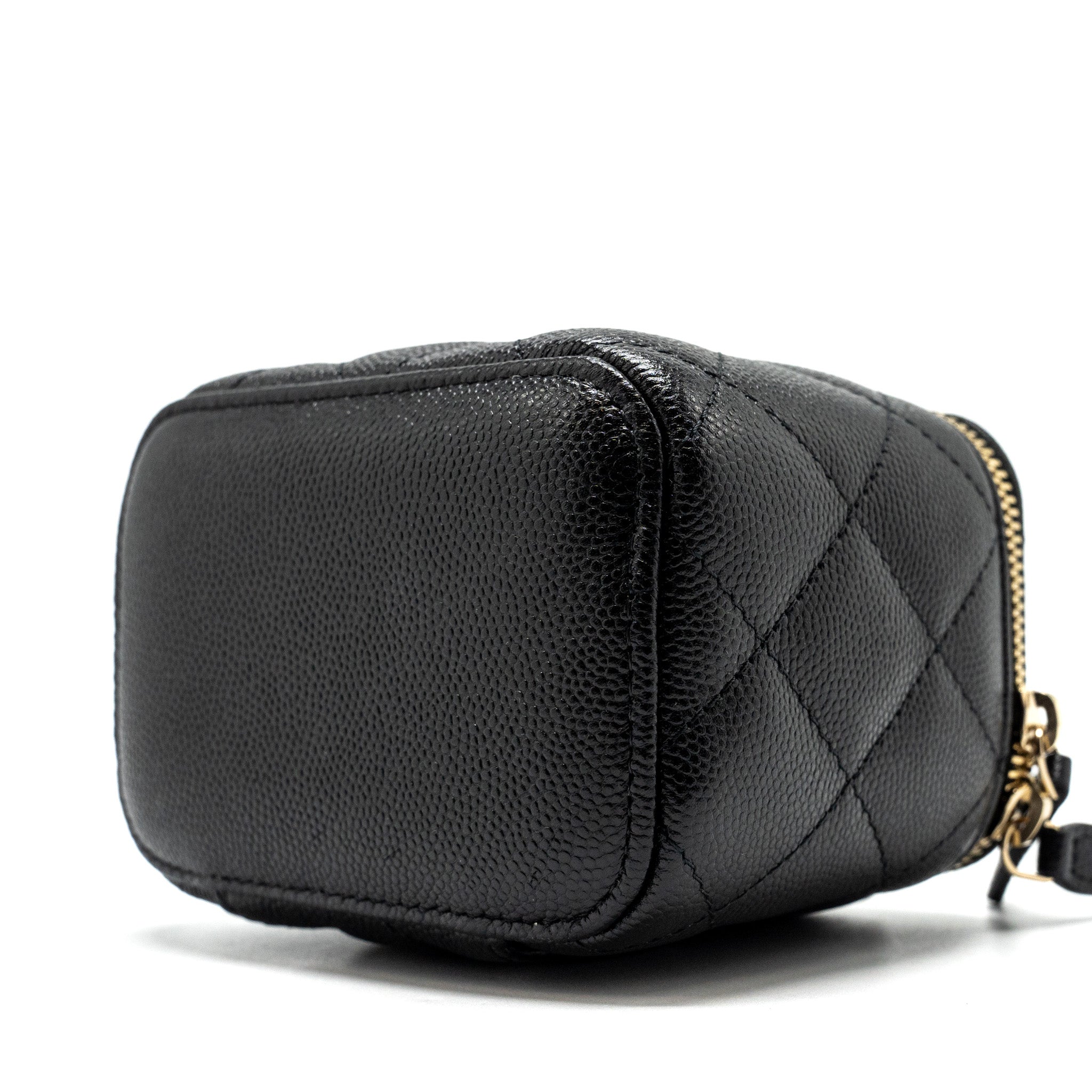 CHANEL SMALL VANITY CLUTCH WITH CHAIN CC PEARL CAVIAR BLACK LGHW