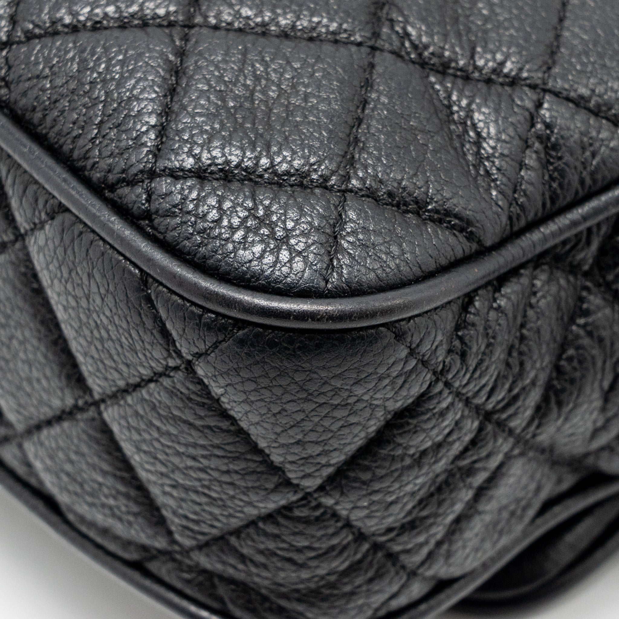 CHANEL MEDIUM CASUAL ROCK FLAP BAG GRAINED CALFSKIN BLACK RUTHENIUM HARDWARE