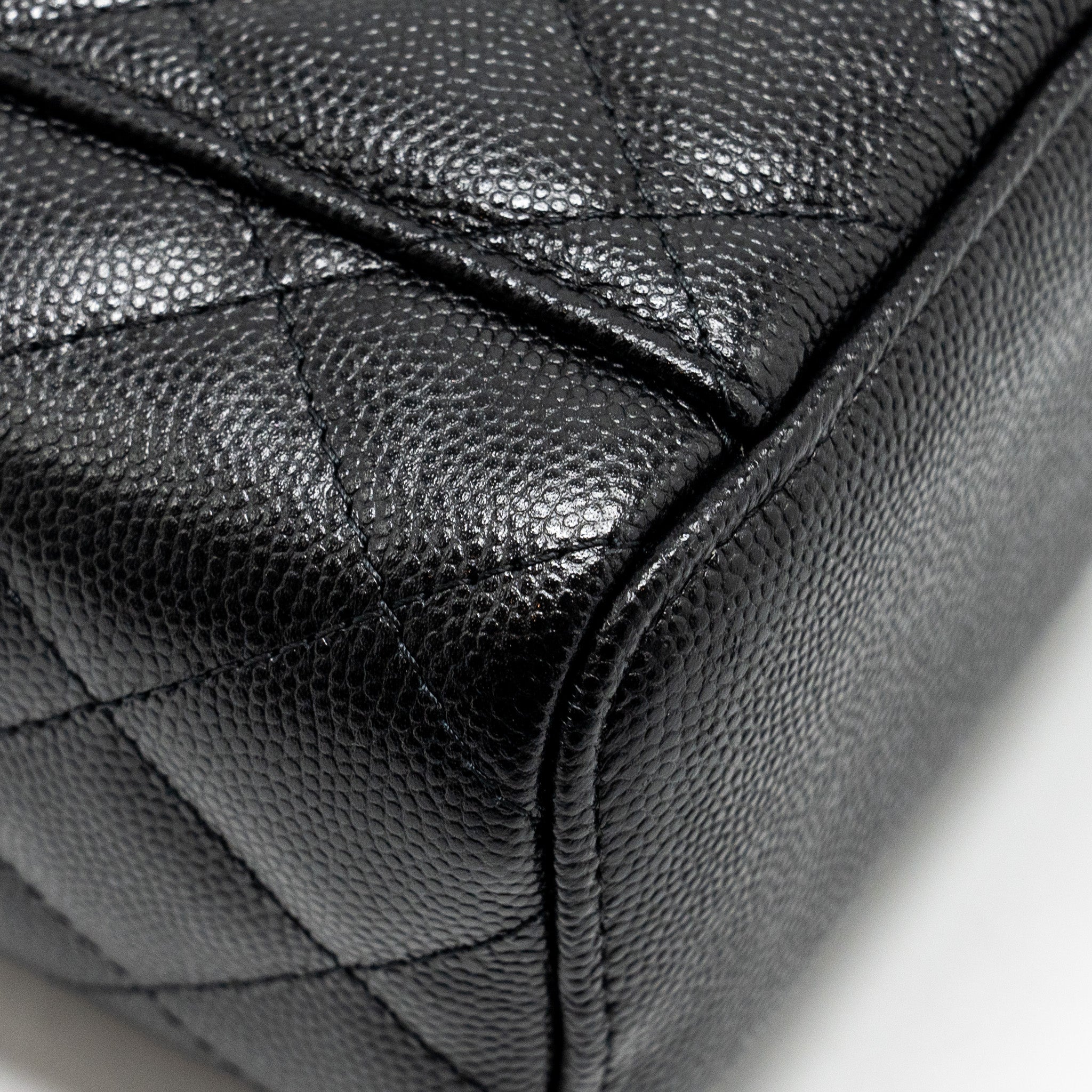 CHANEL SMALL VANITY CLUTCH WITH CHAIN CC PEARL CAVIAR BLACK LGHW