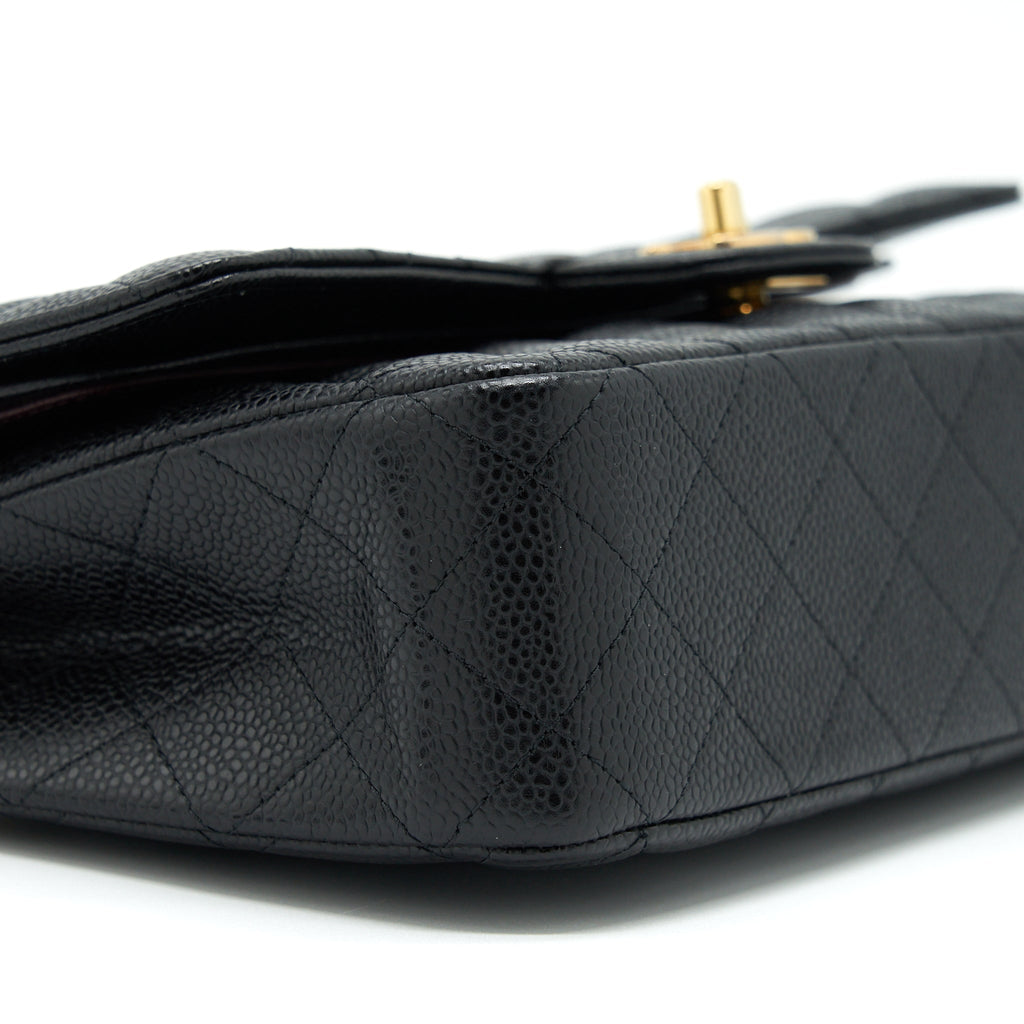 CHANEL MEDIUM CLASSIC FLAP BAG CAVIAR BLACK GHW