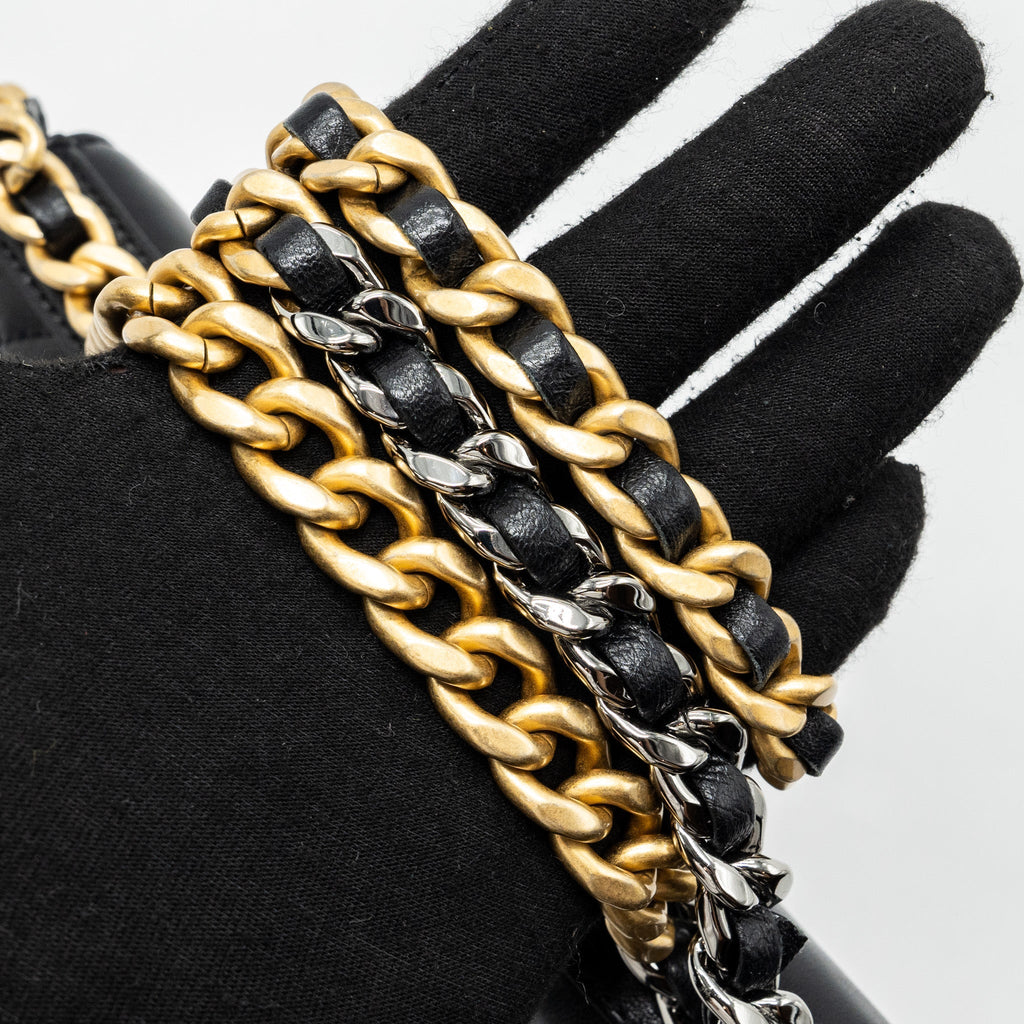 CHANEL 19 WALLET ON CHAIN LAMBSKIN BLACK MULTICOLOR HARDWARE (MICROCHIP)