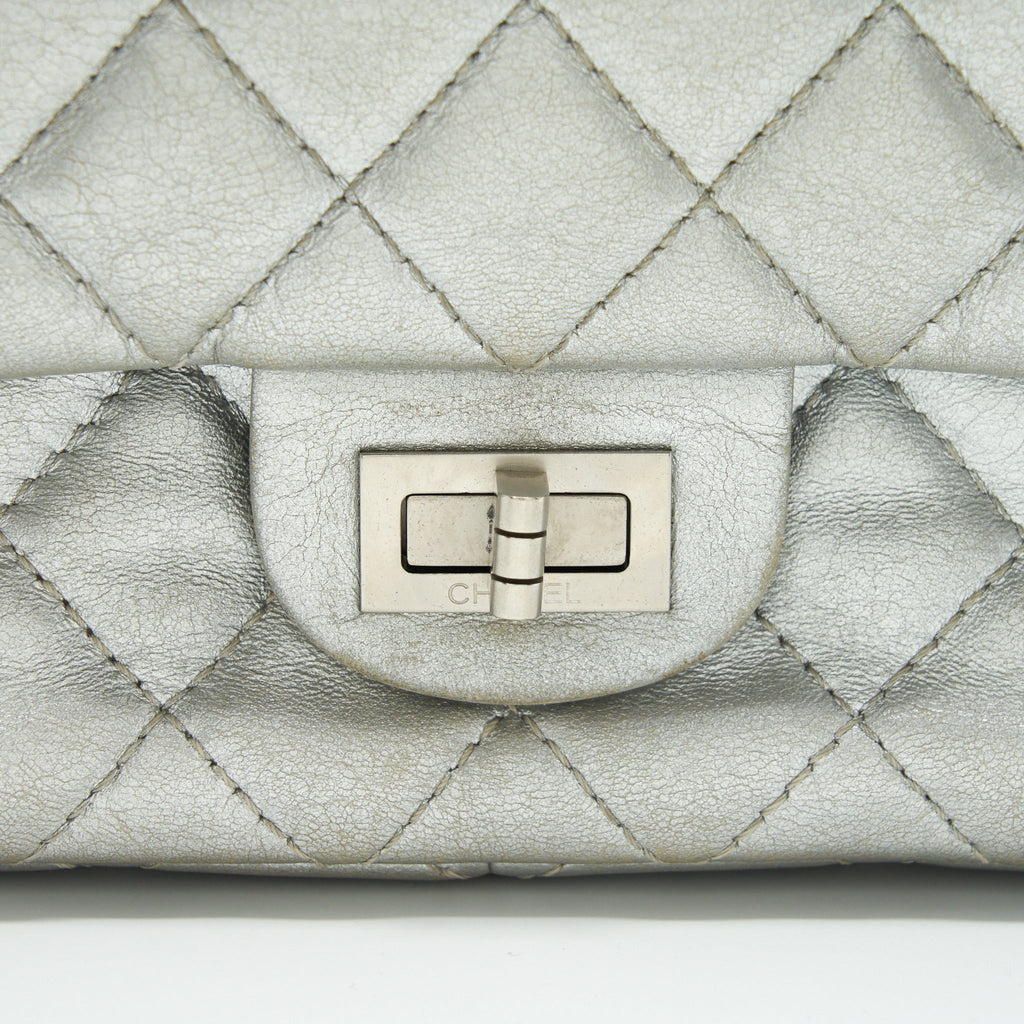 CHANEL REISSUE 2.55 226 DOUBLE FLAP BAG LAMBSKIN SILVER SHW
