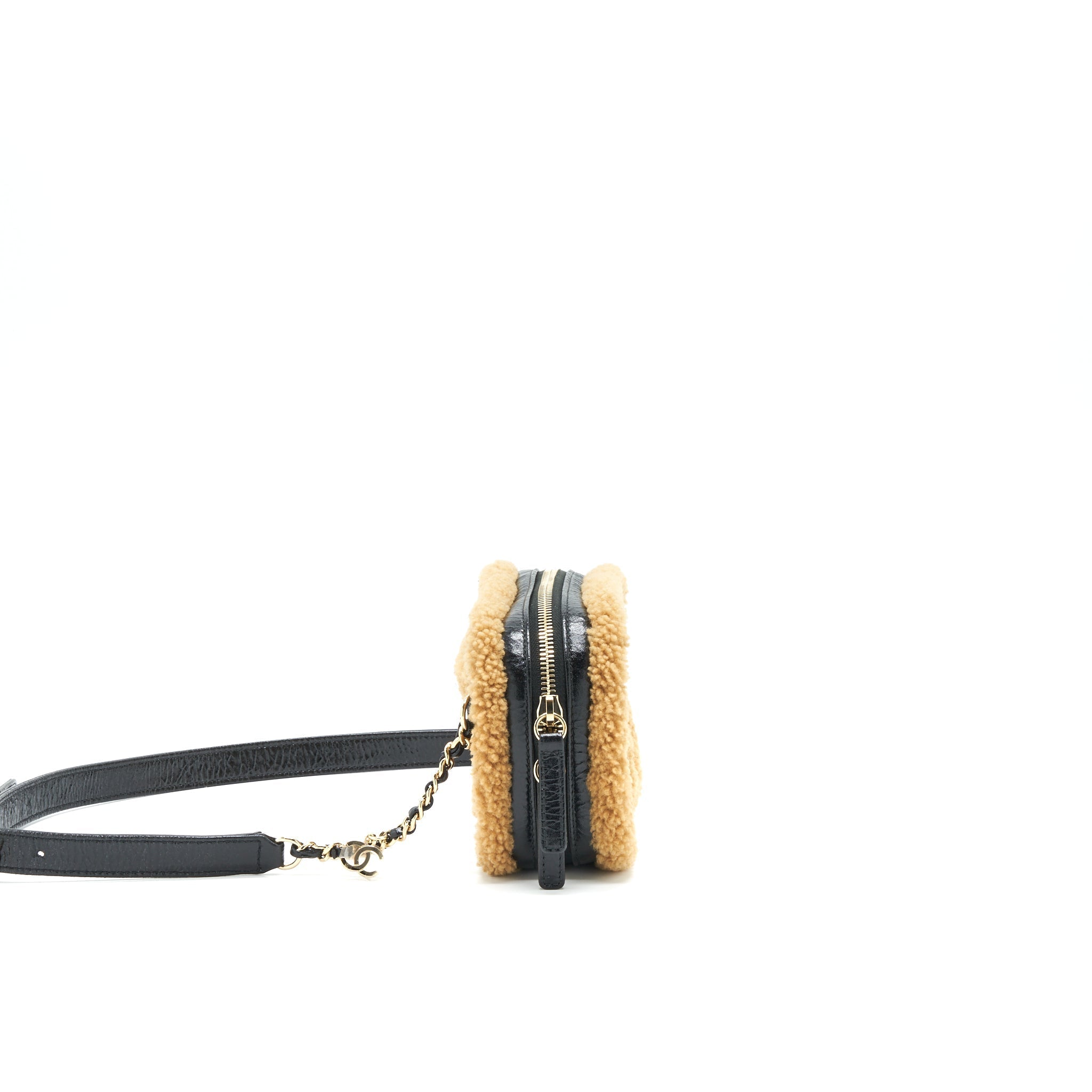 CHANEL CC MANIA WAIST BAG SHEARLING AND SHINY CRUMPLED SHEEPSKIN SMALL